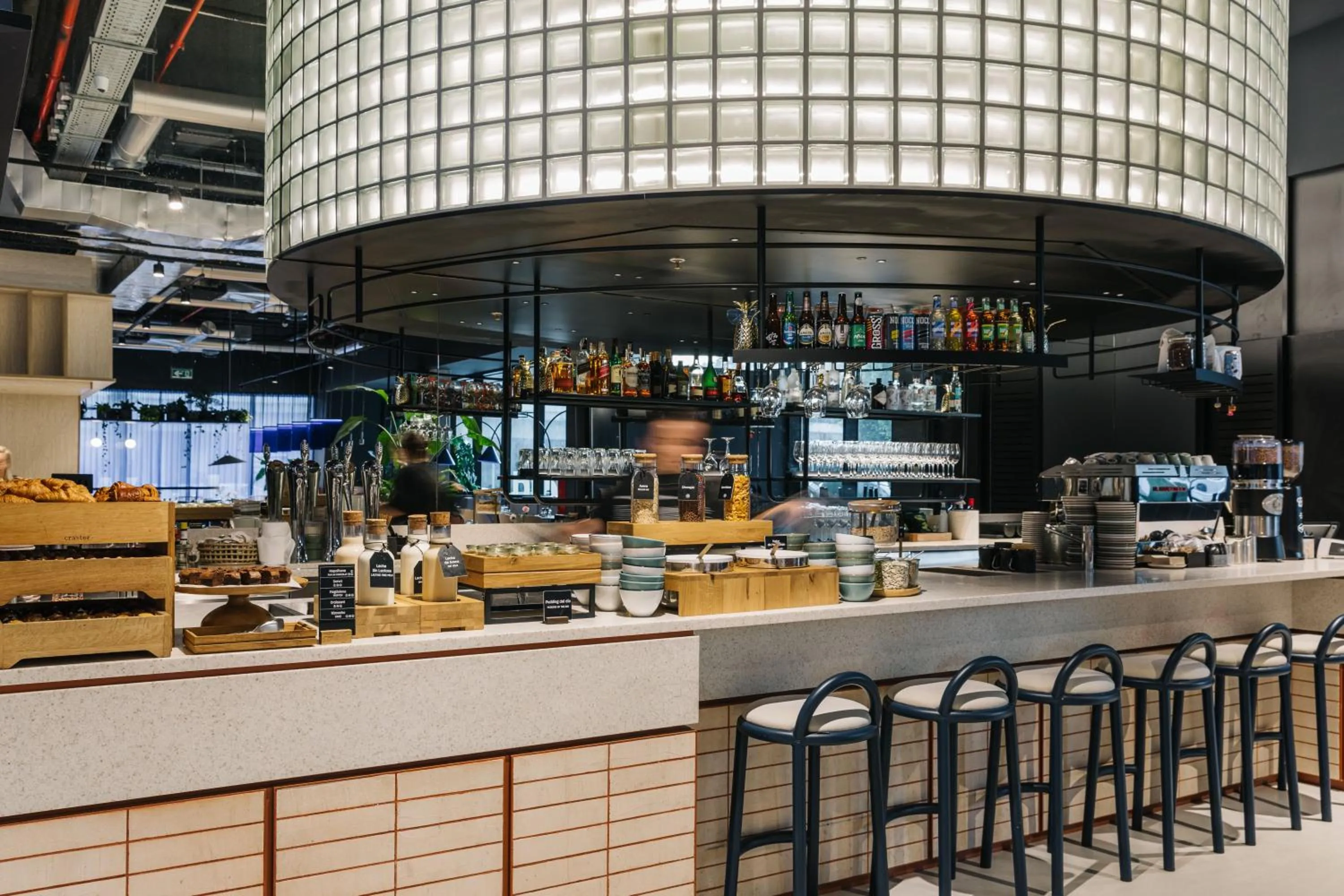 Continental breakfast in The Social Hub San Sebastián