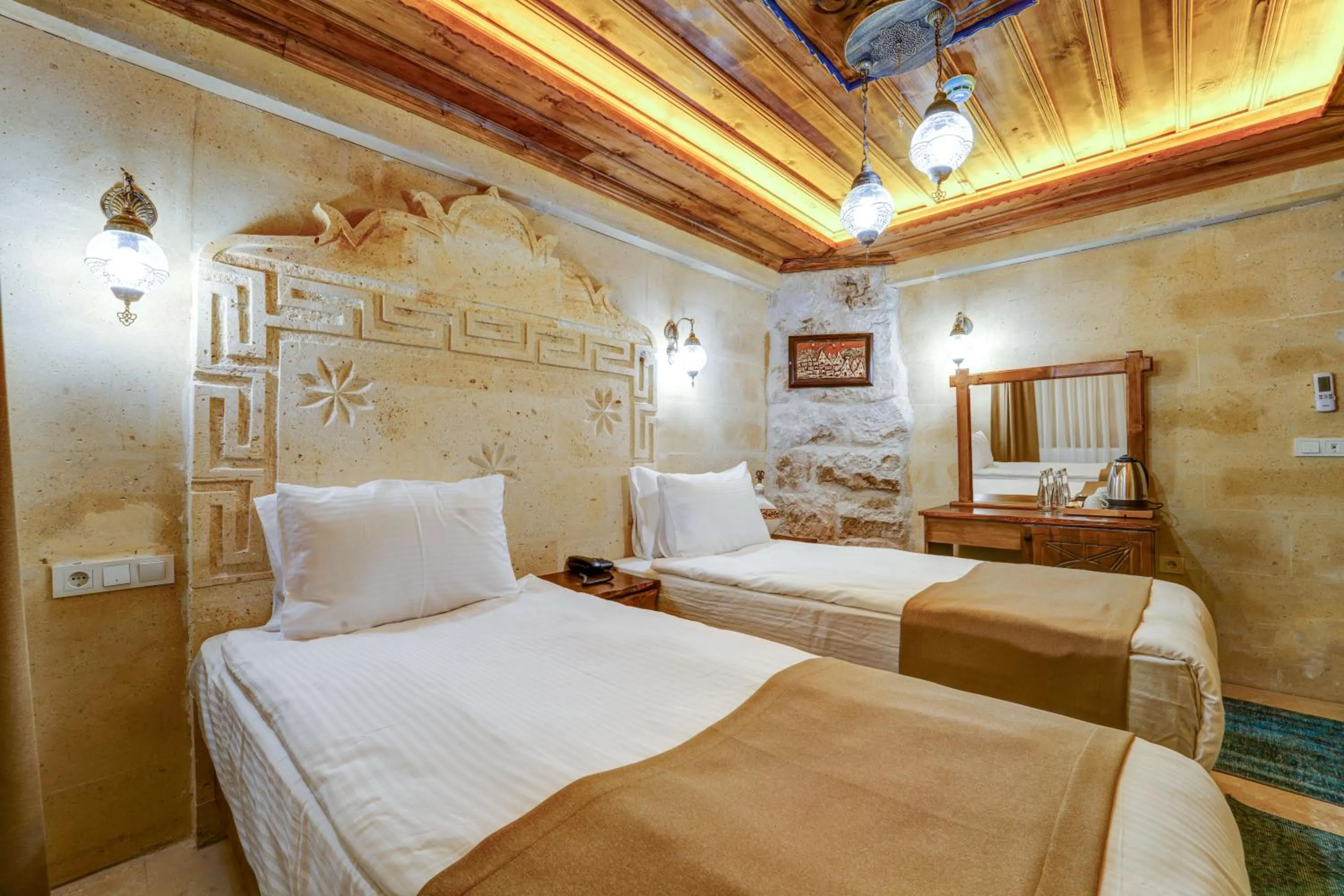 Bedroom, Bed in Enjoy Stone Hotel