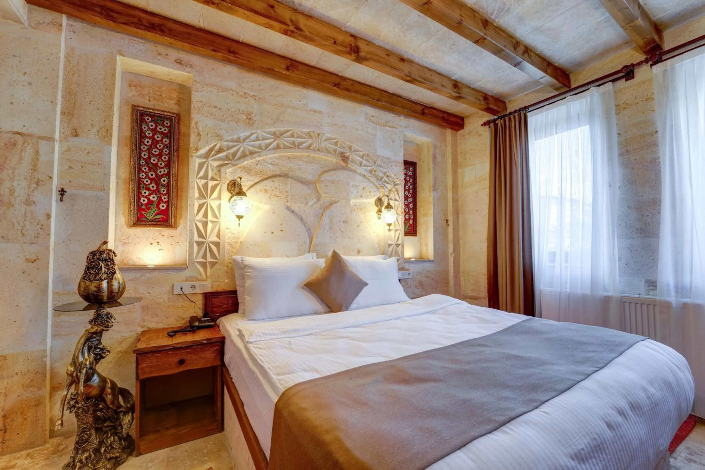 Bedroom, Bed in Enjoy Stone Hotel