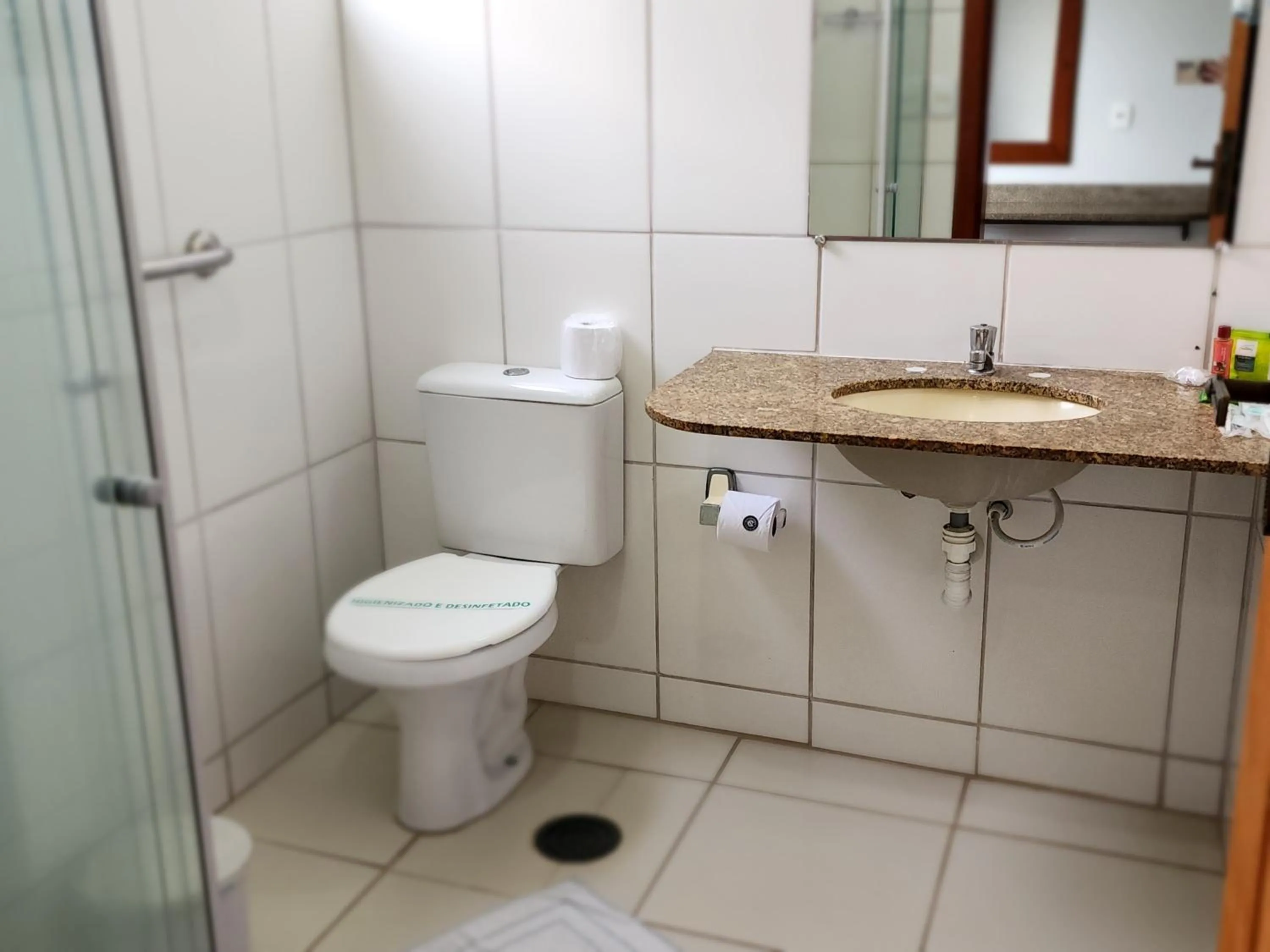 Bathroom in Hotel São Charbel