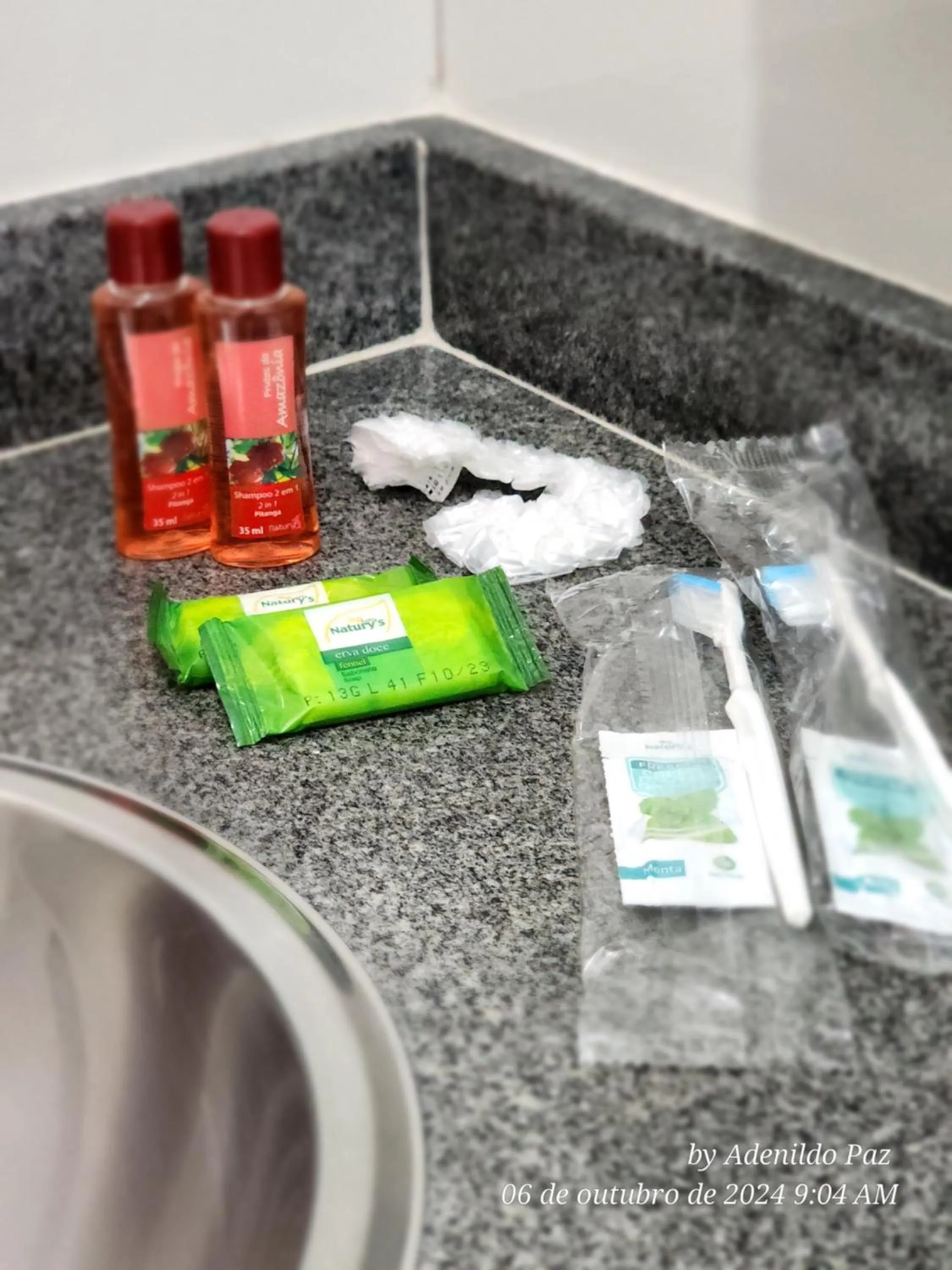 Bathroom in Hotel São Charbel