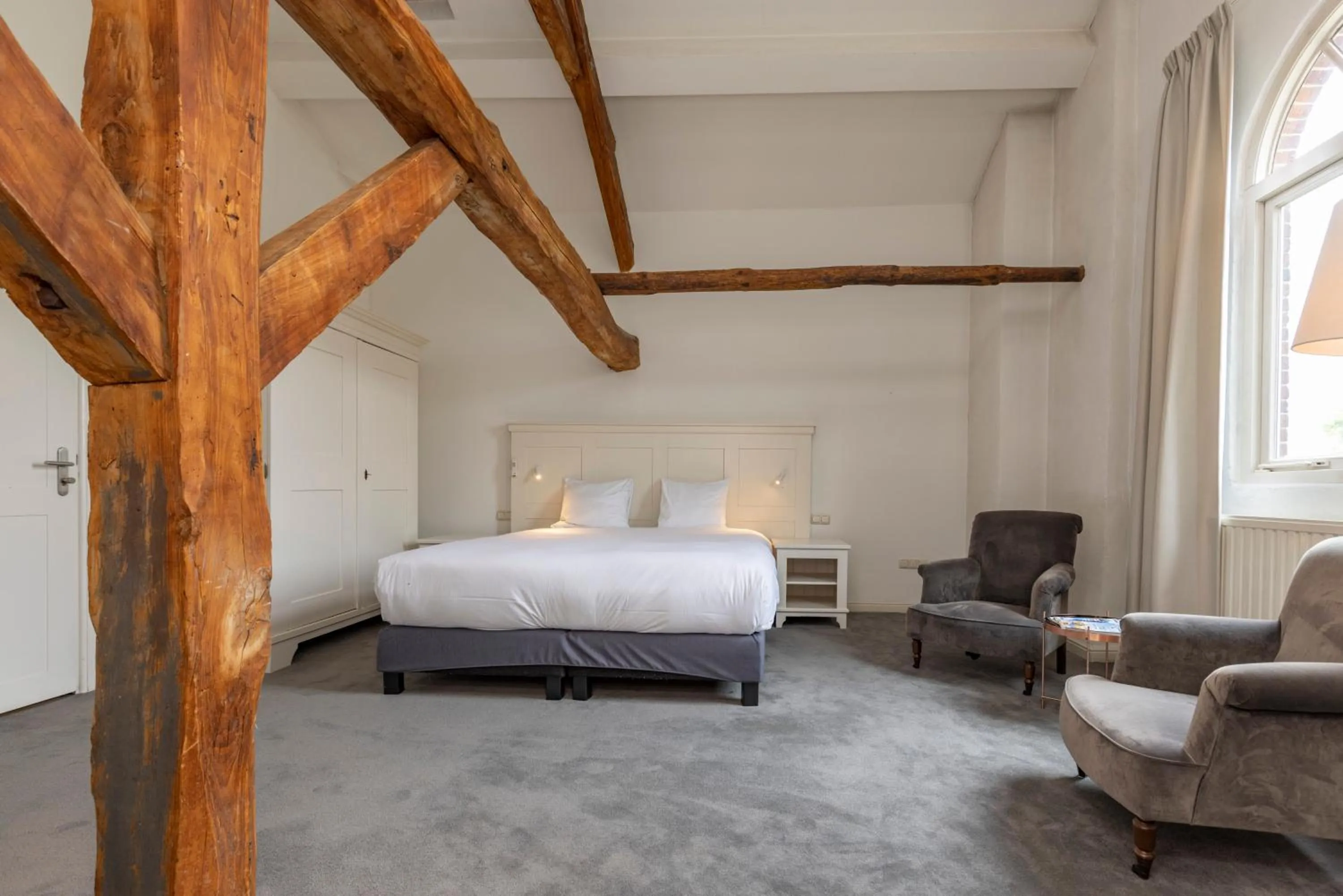 Bedroom, Bed in Fletcher Hotel Château De Raay