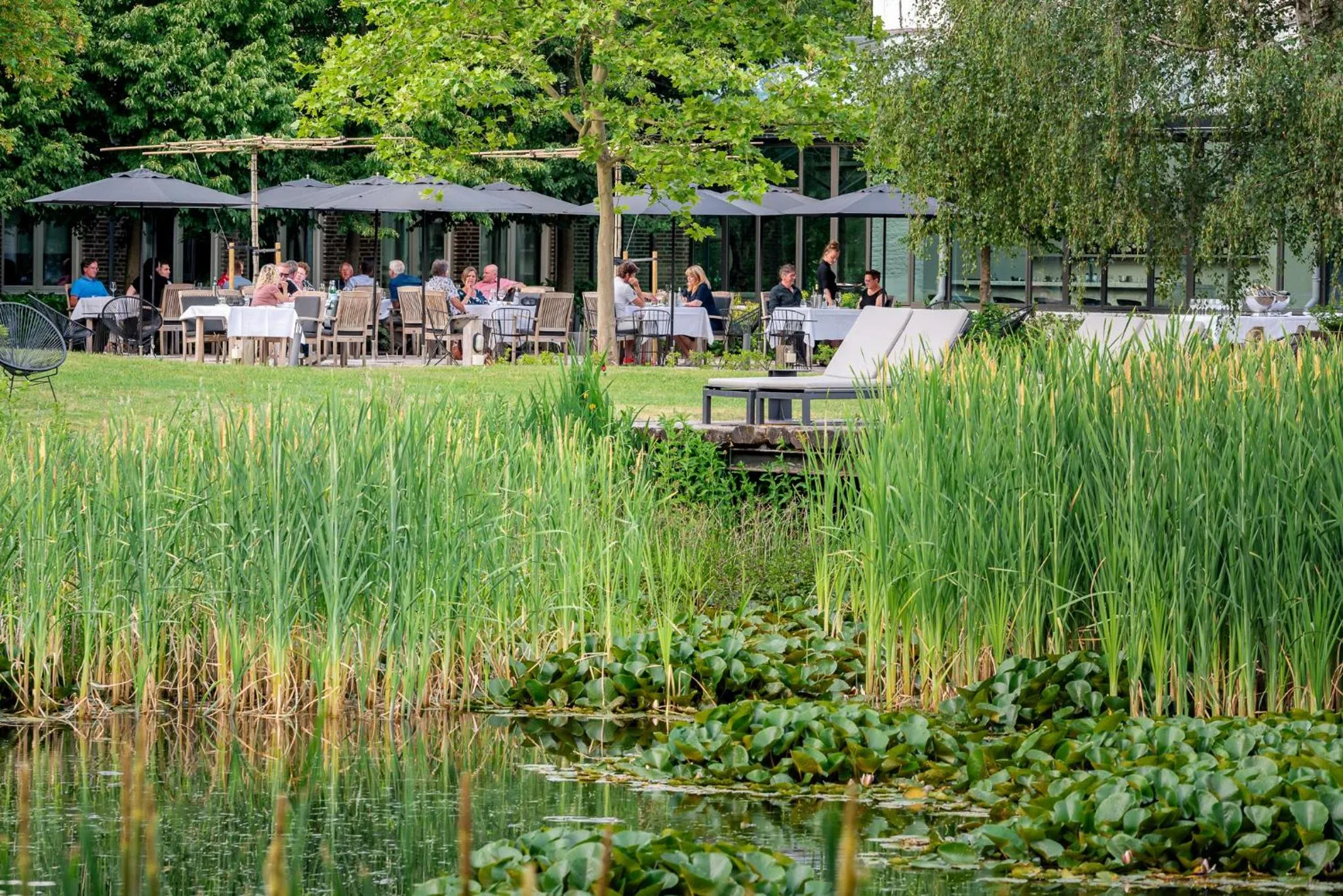 Garden in Fletcher Hotel Château De Raay