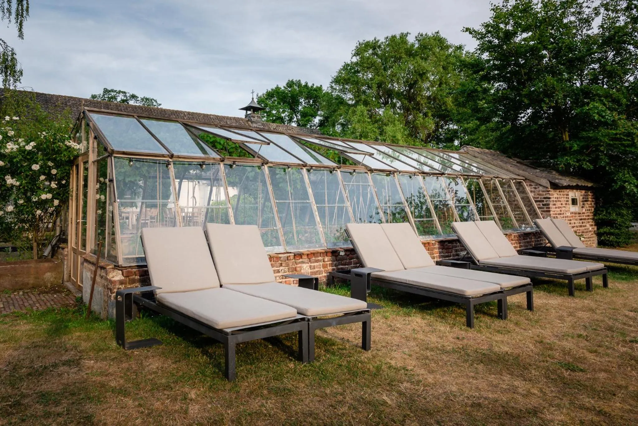 Garden in Fletcher Hotel Château De Raay