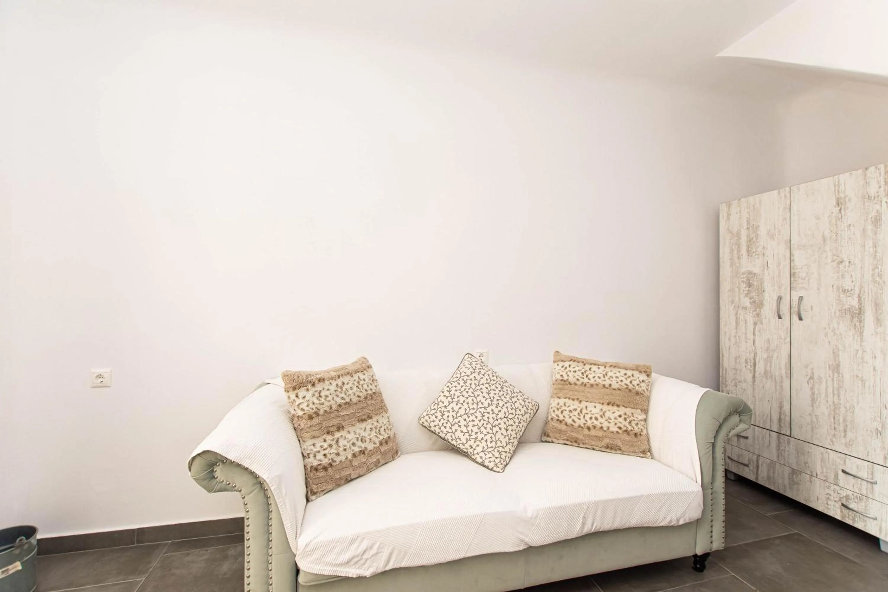 Bed in Peristeronas Village