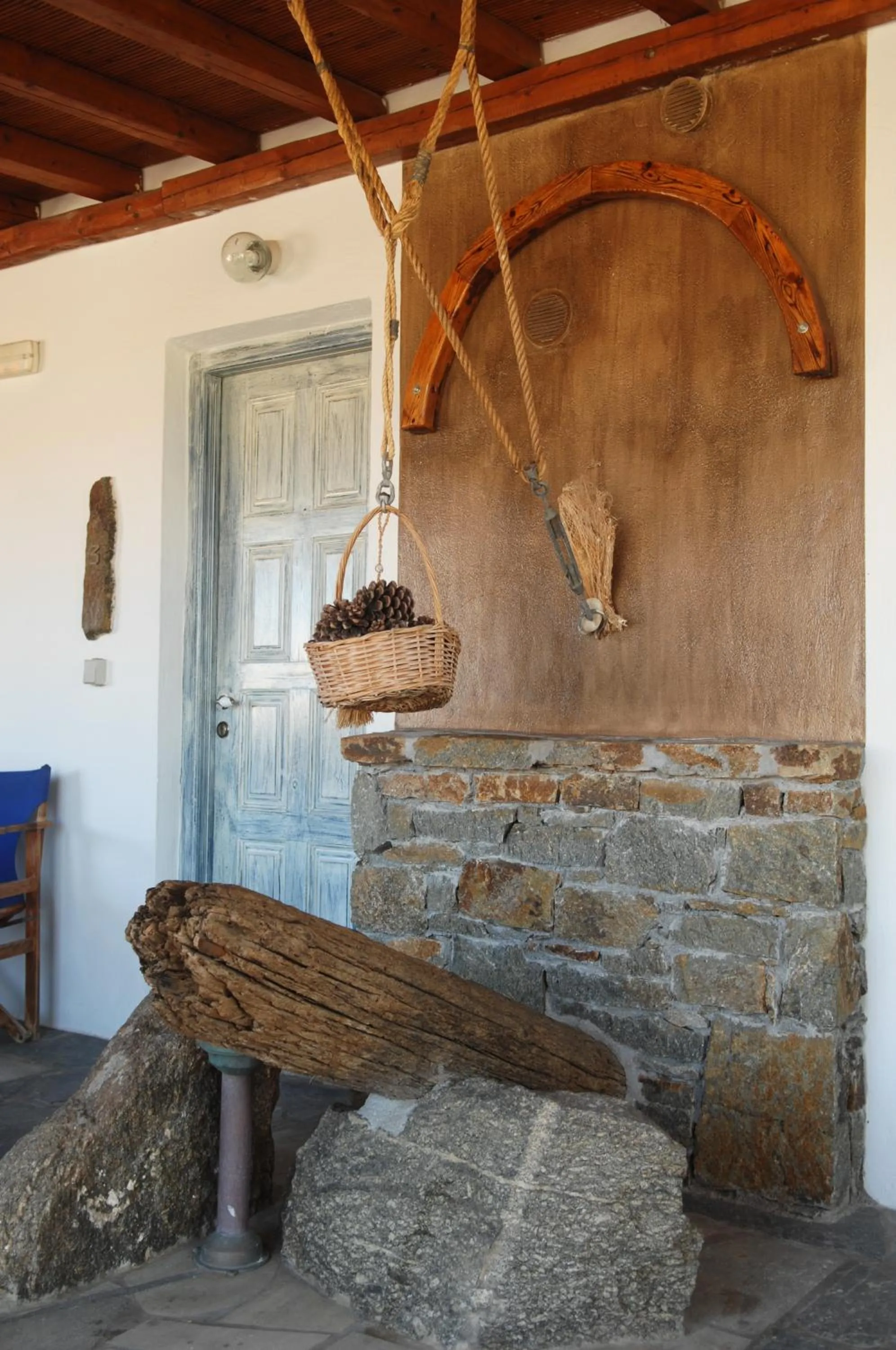 Decorative detail in Peristeronas Village