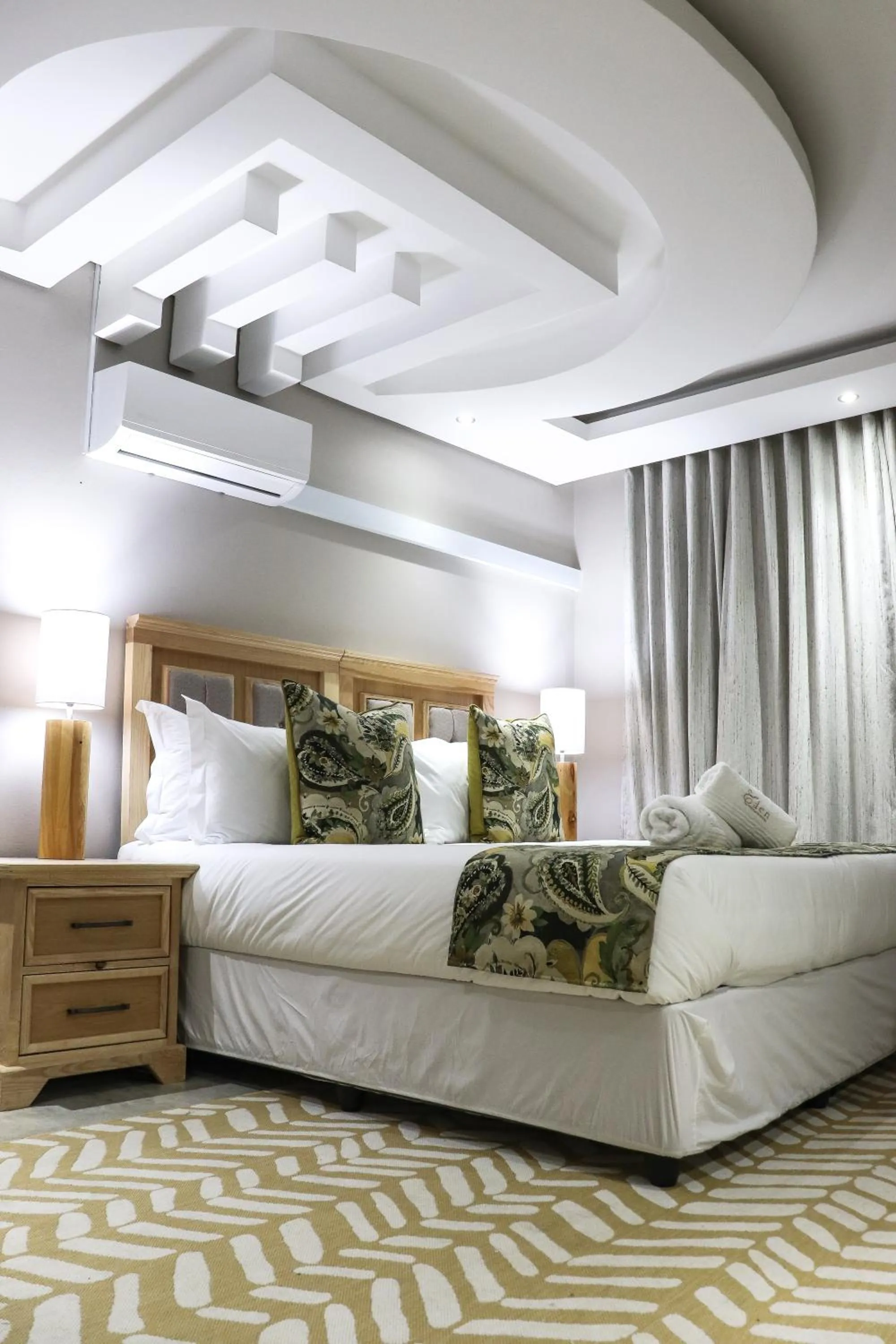 Bed in EDEN BOUTIQUE HOTEL