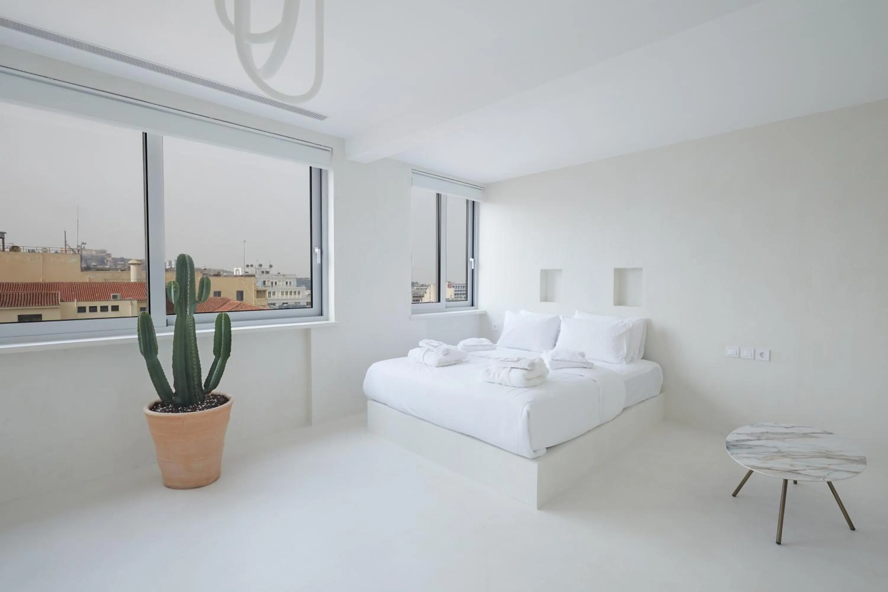 Photo of the whole room, Bed in Athens Penthouse