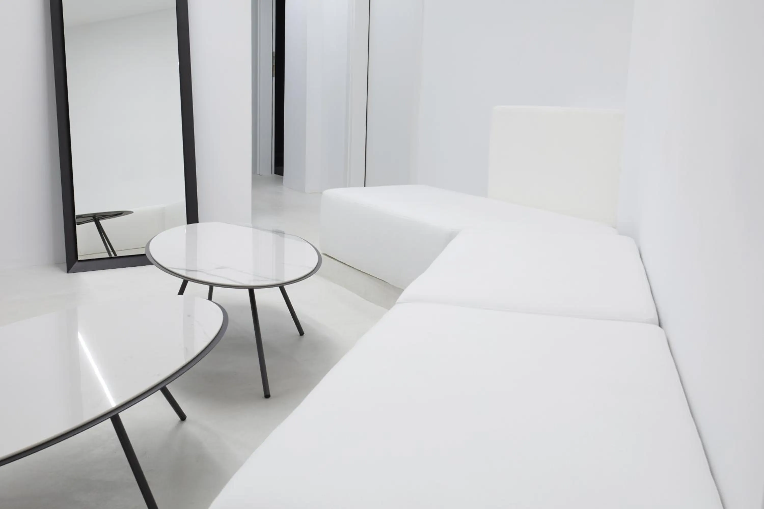 Seating area, Bed in Athens Penthouse