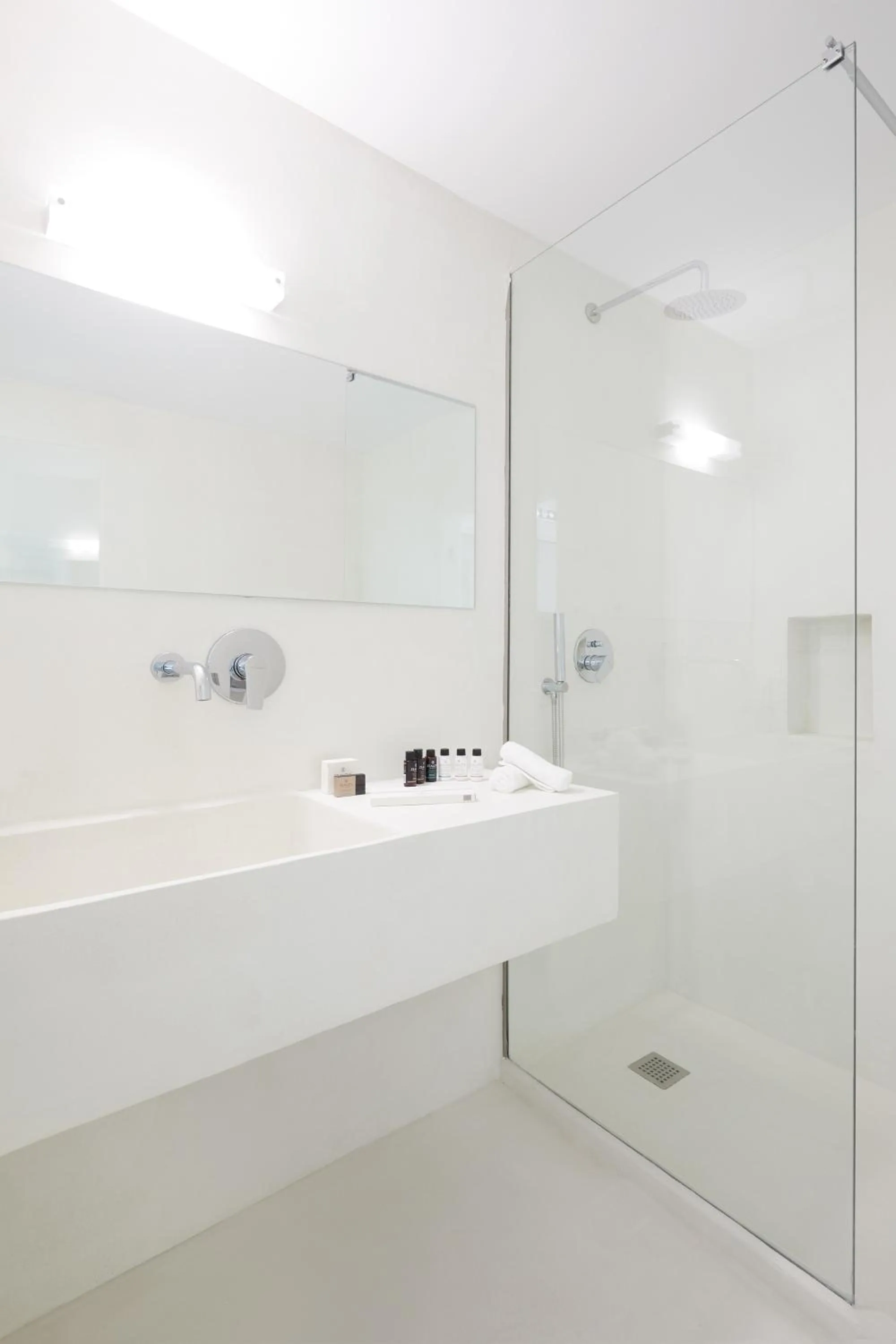 Shower in Athens Penthouse