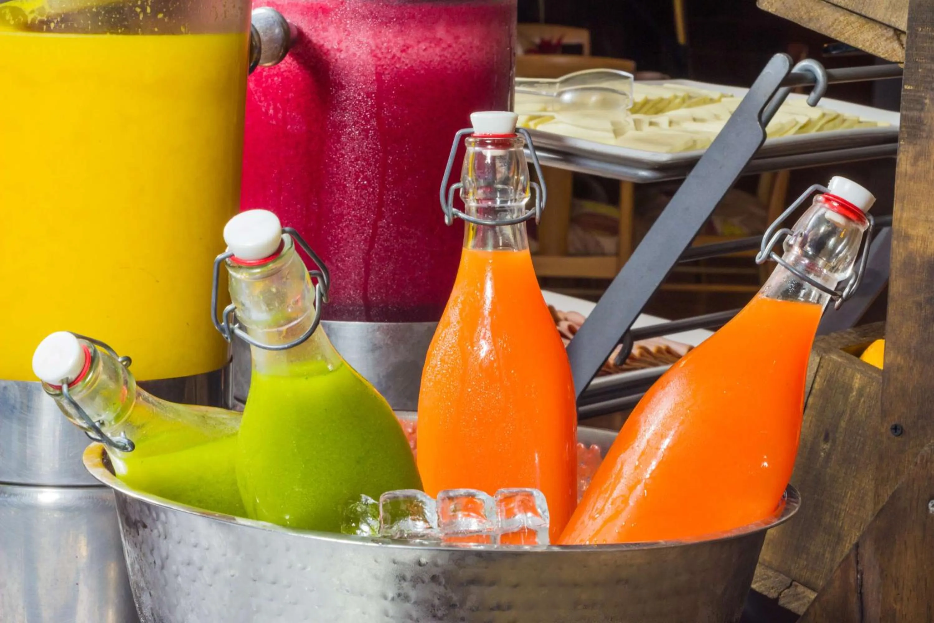 Restaurant/places to eat in Sonesta Hotel Pereira