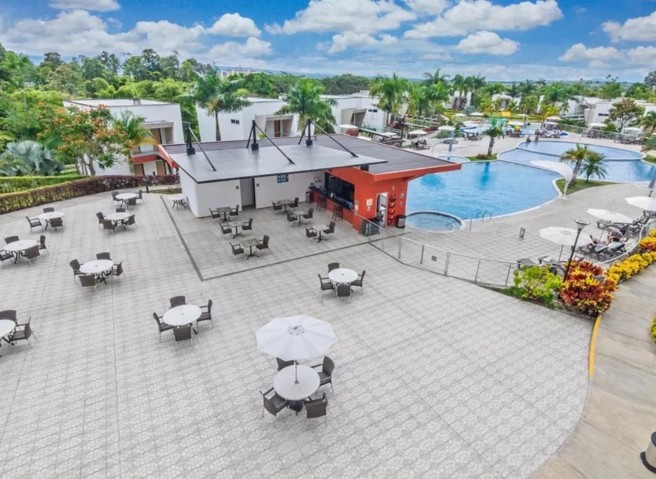 Lounge or bar in Sonesta Hotel Pereira