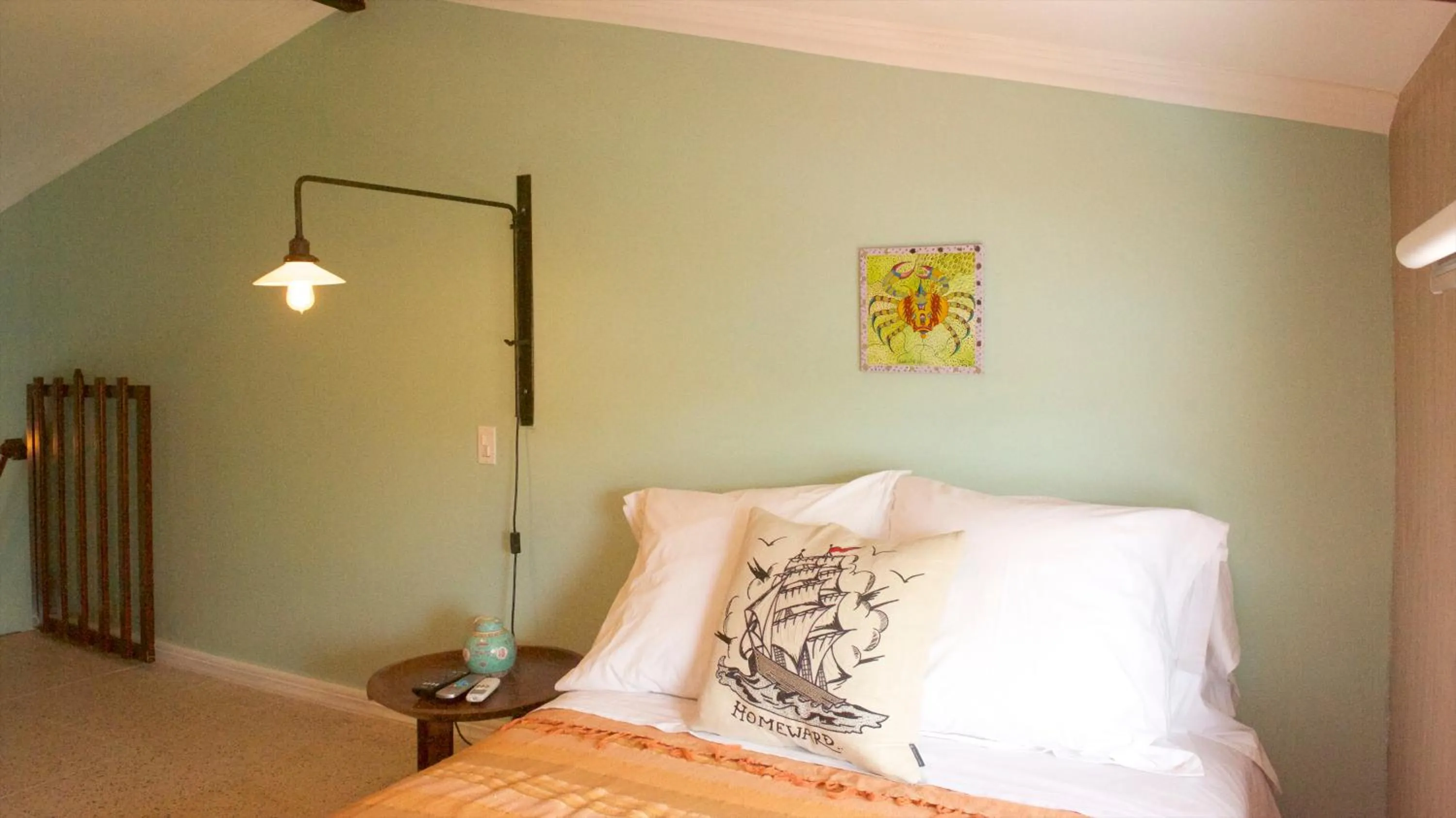 Decorative detail, Bed in Casa Congo & Casa Rayo Verde - Restaurante - Galeria de arte