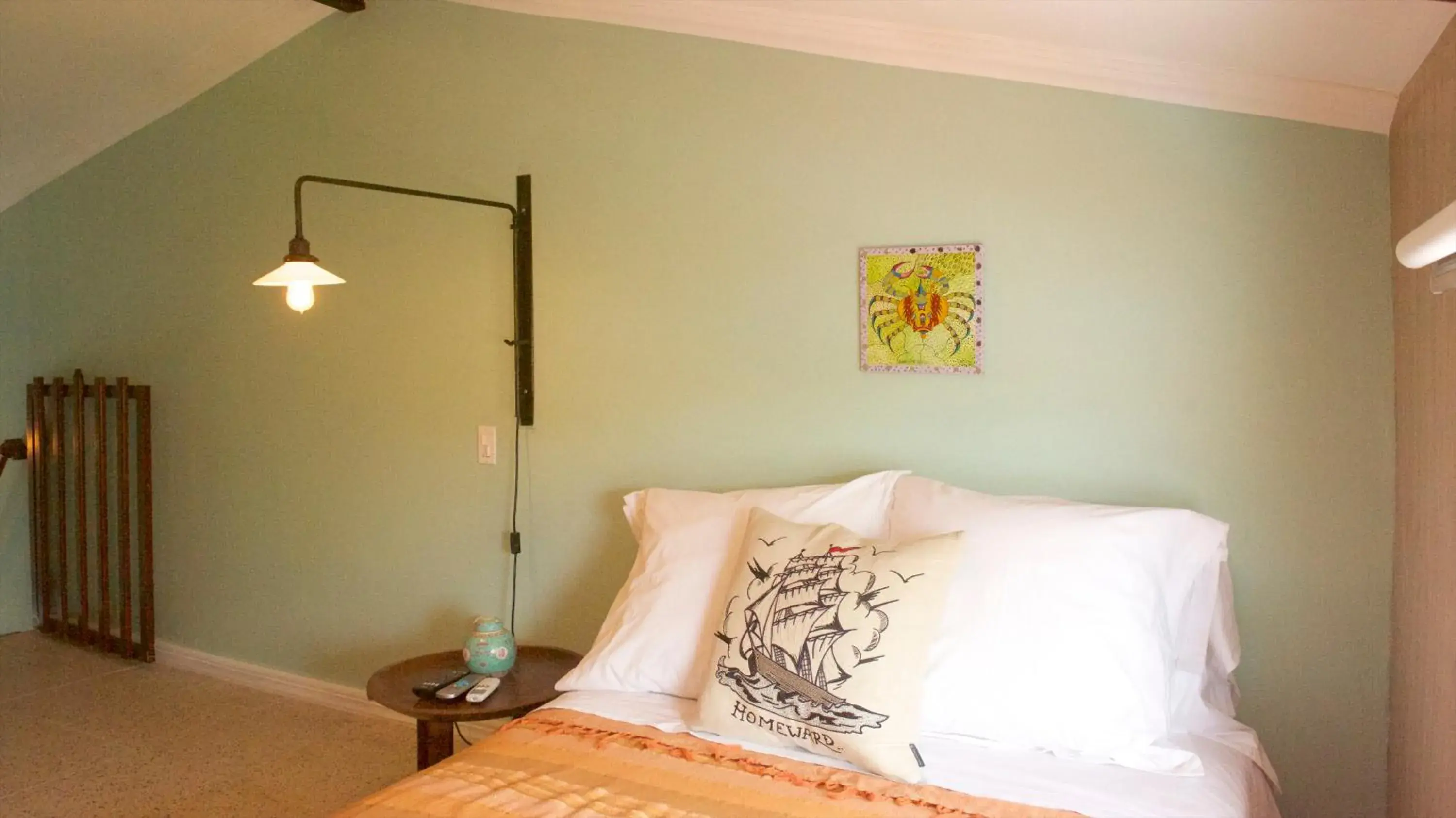 Standard Double Room - Casa Congo in Casa Congo & Casa Rayo Verde - Restaurante - Galeria de arte Standard Double Room - Casa Congo in Casa Congo & Casa Rayo Verde - Restaurante - Galeria de arte