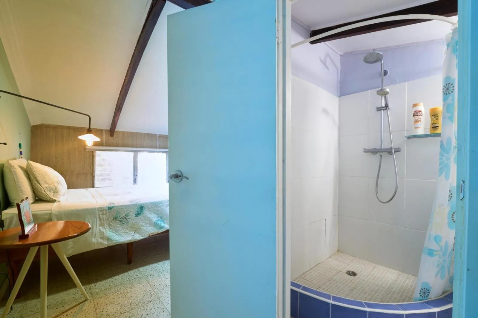 Bathroom in Casa Congo & Casa Rayo Verde - Restaurante - Galeria de arte