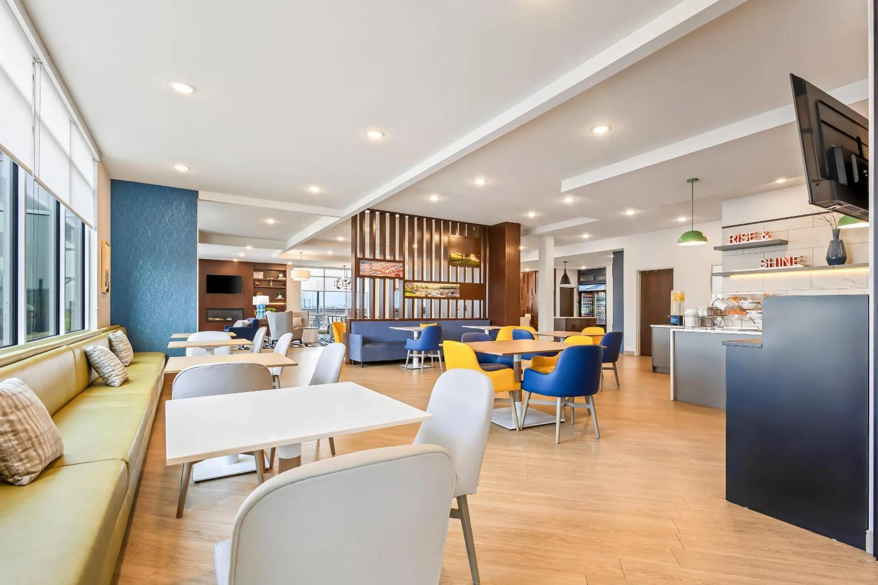 Breakfast in Comfort Inn & Suites at Sanford Sports Complex