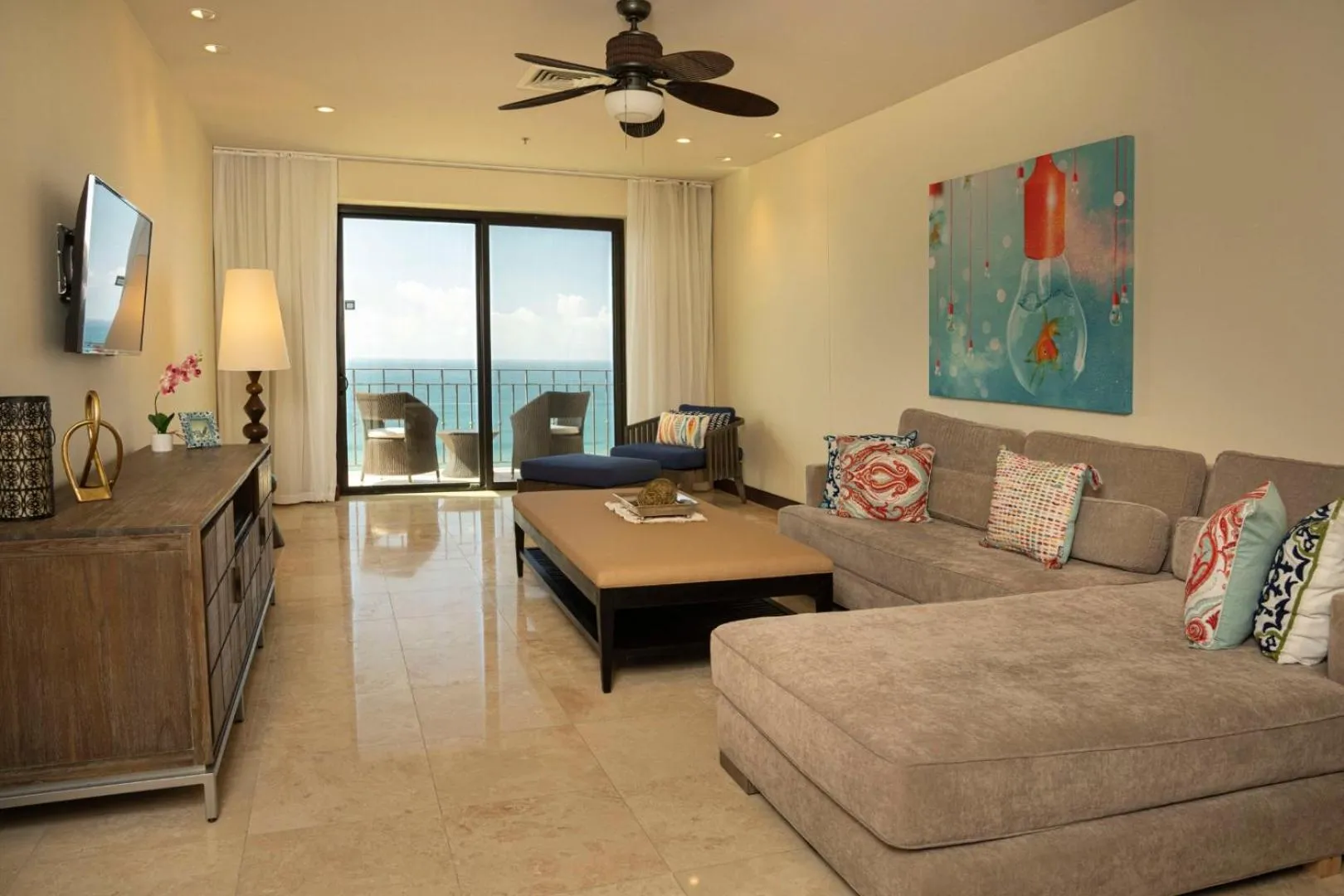 Living room in Crocs Resort & Casino