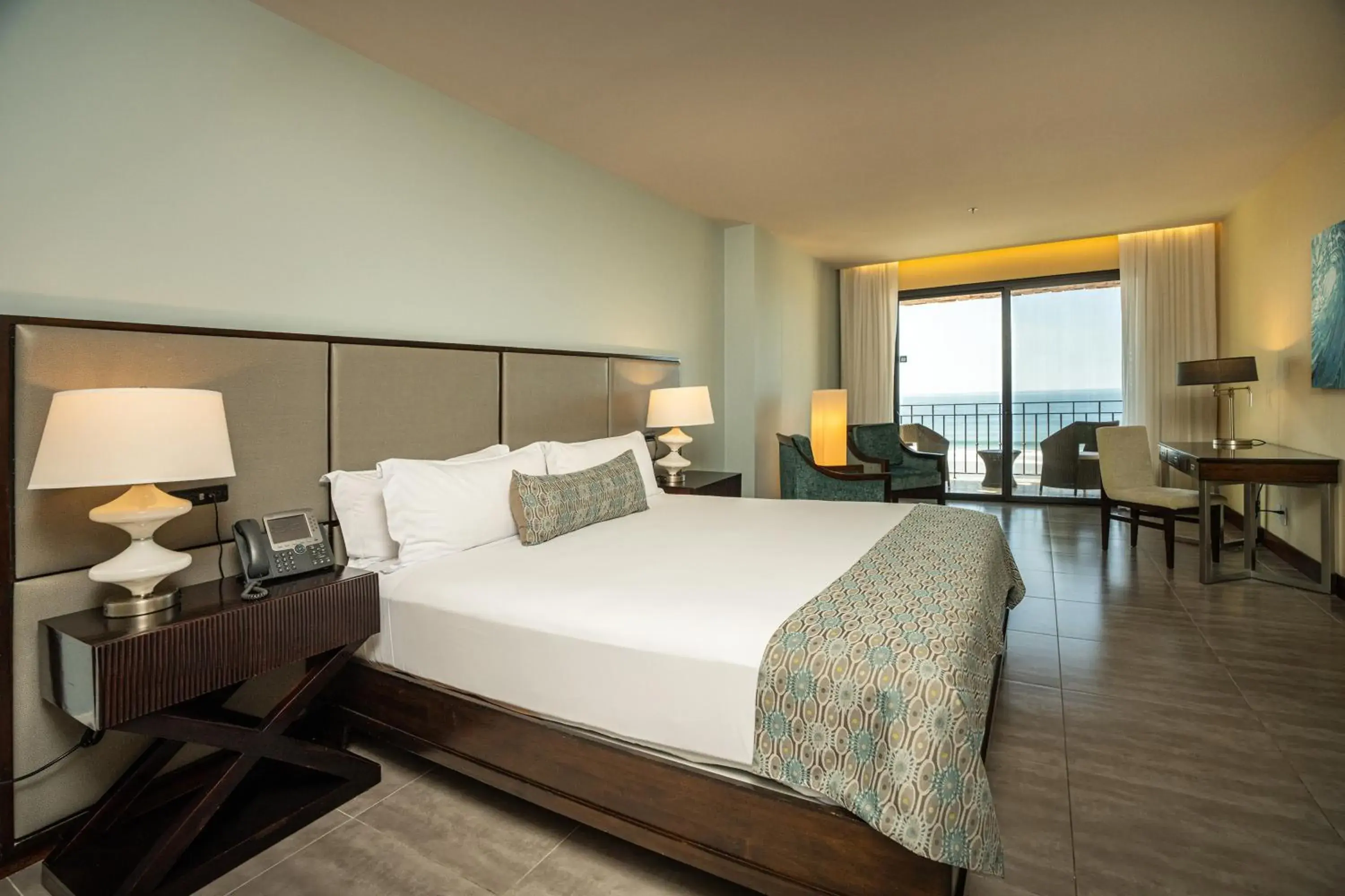 Deluxe Oceanfront with Balcony in Crocs Resort & Casino Deluxe Oceanfront with Balcony in Crocs Resort & Casino