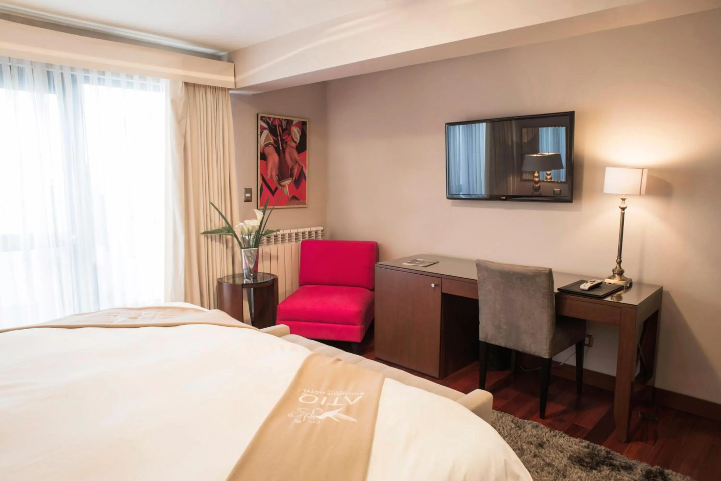 Photo of the whole room, Bed in Atiq Boutique Hotel