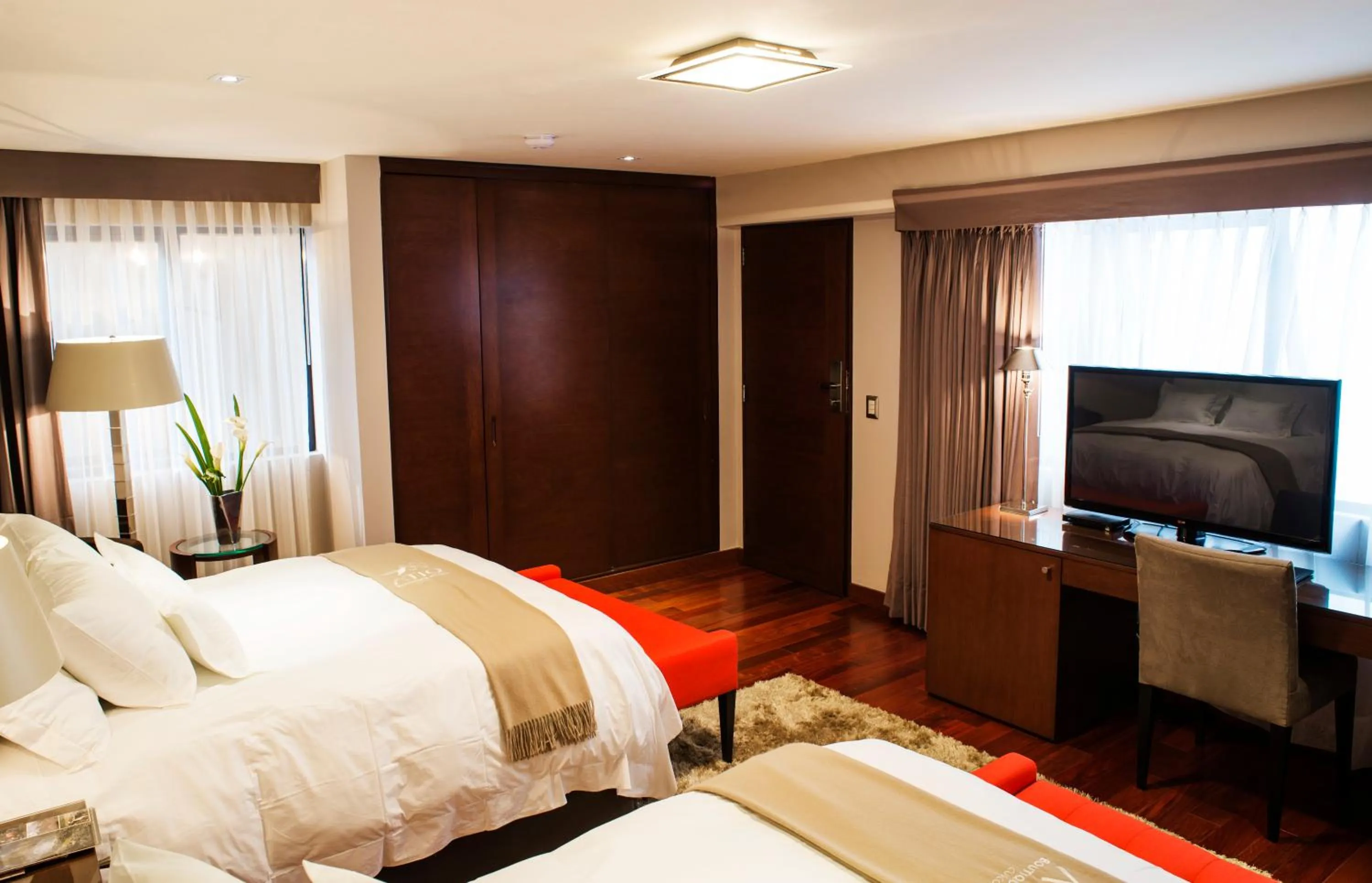 Photo of the whole room, Bed in Atiq Boutique Hotel