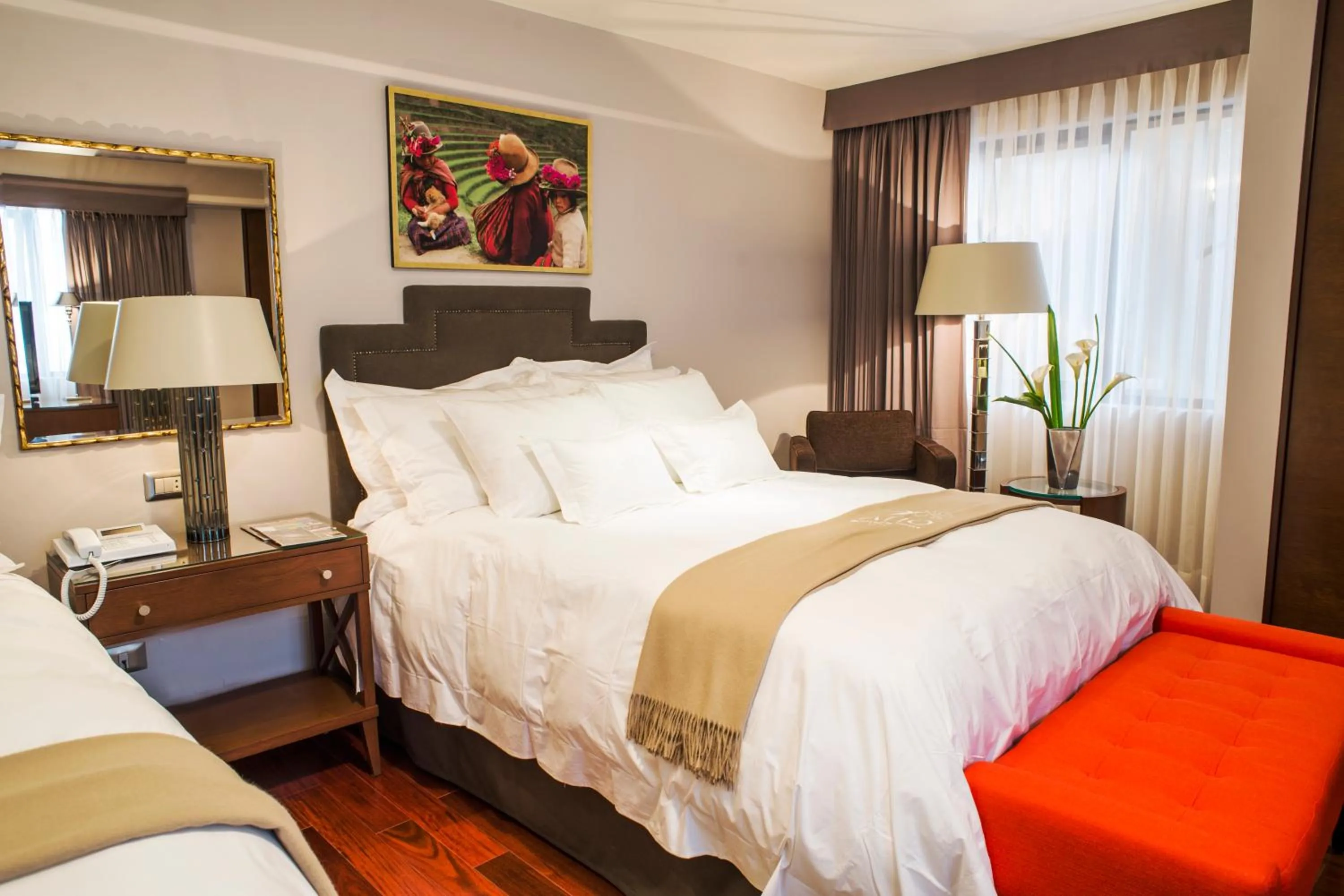 Photo of the whole room, Bed in Atiq Boutique Hotel