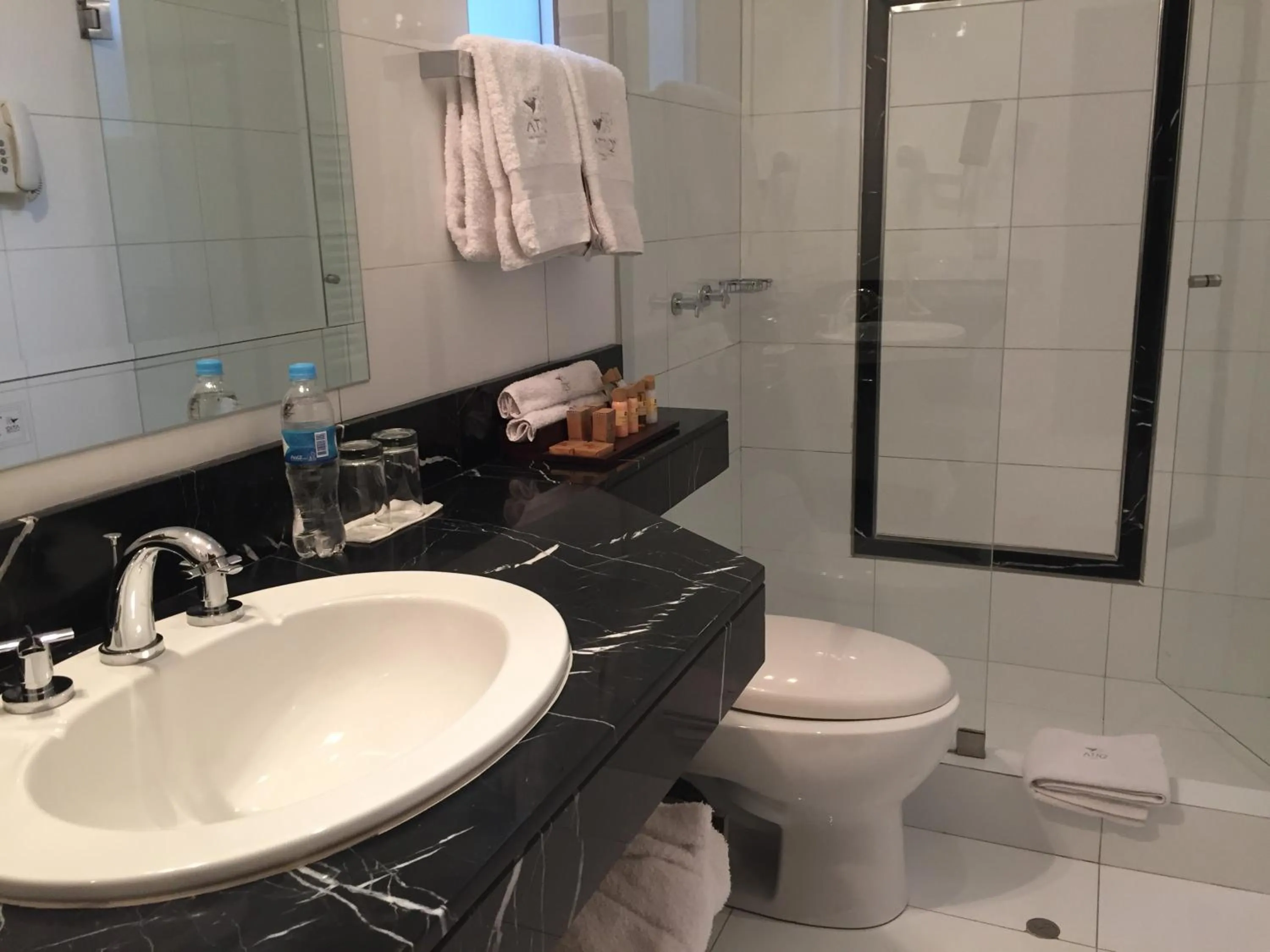 Bathroom in Atiq Boutique Hotel