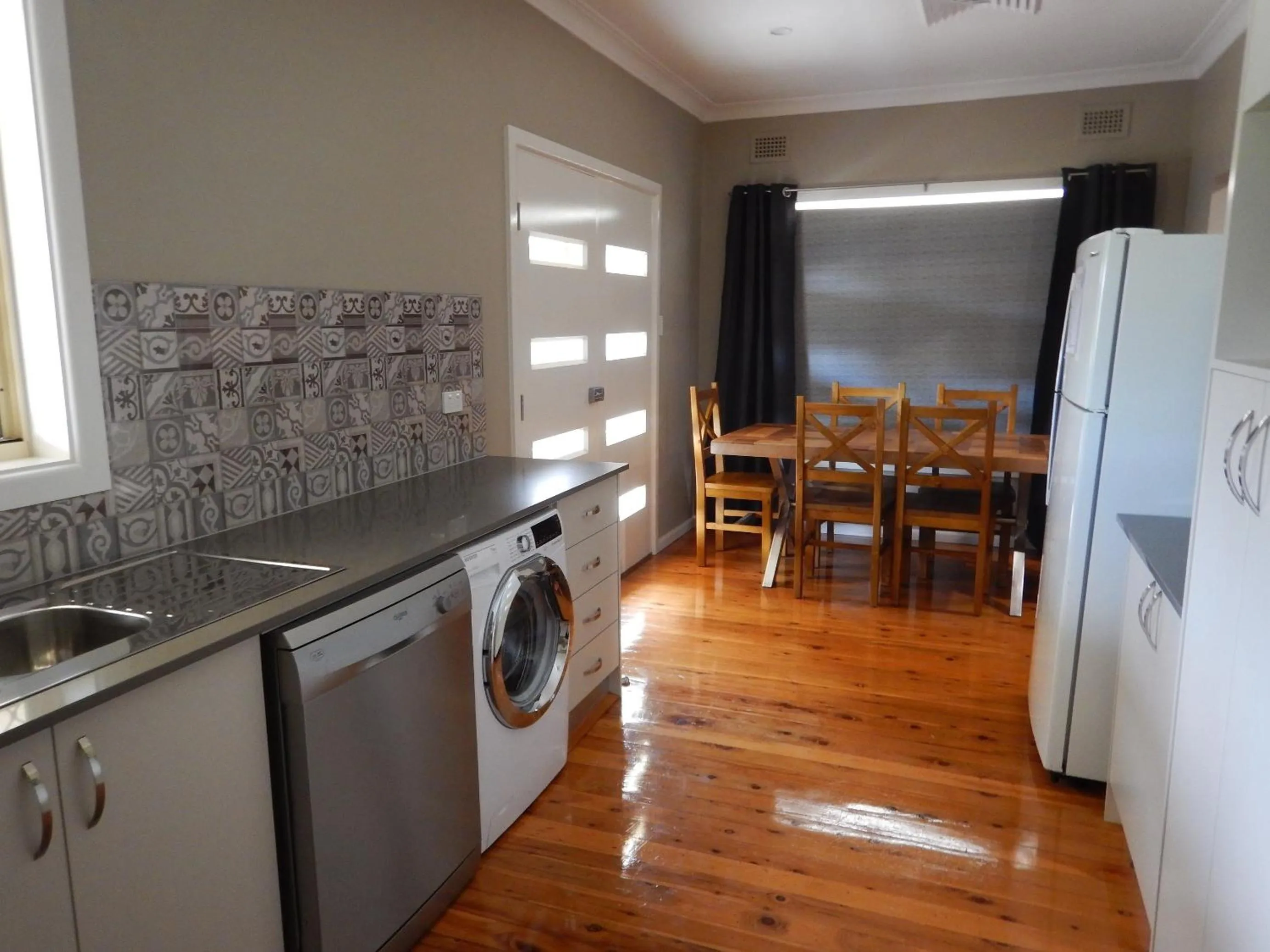 Kitchen or kitchenette in Manera Heights Apartments