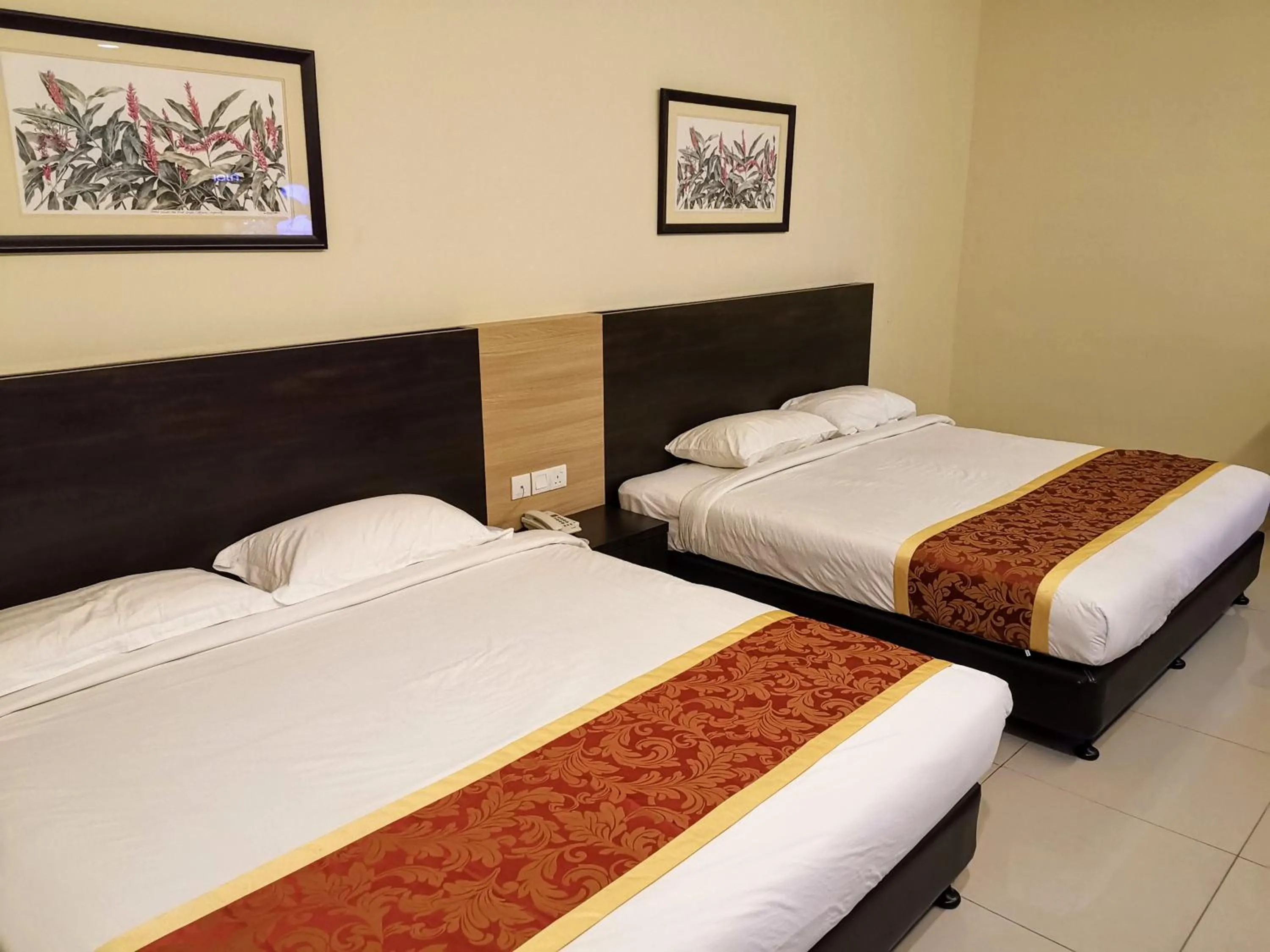 Photo of the whole room, Bed in Hotel Centre Point Tampin