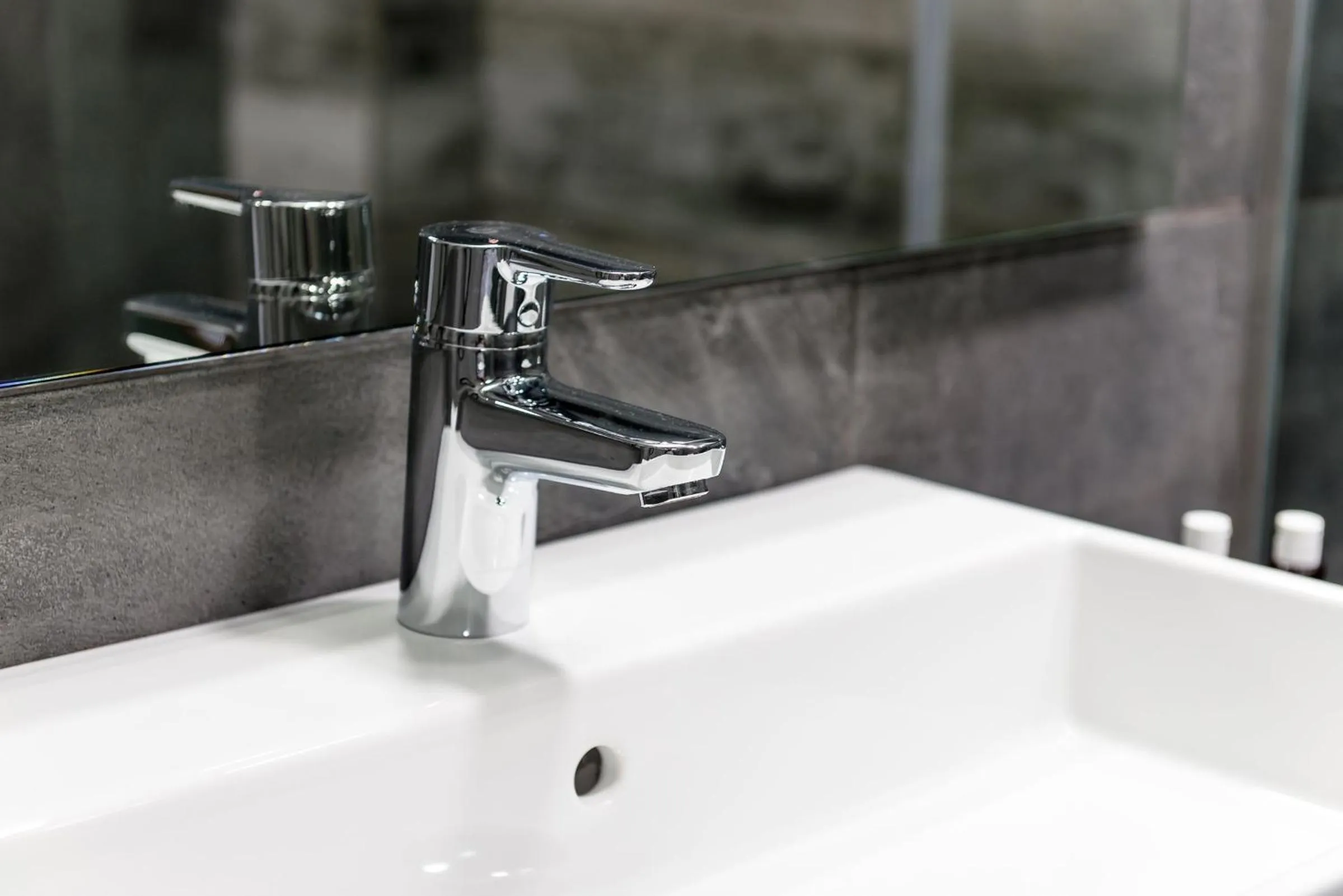 Bathroom in 360 Degrees