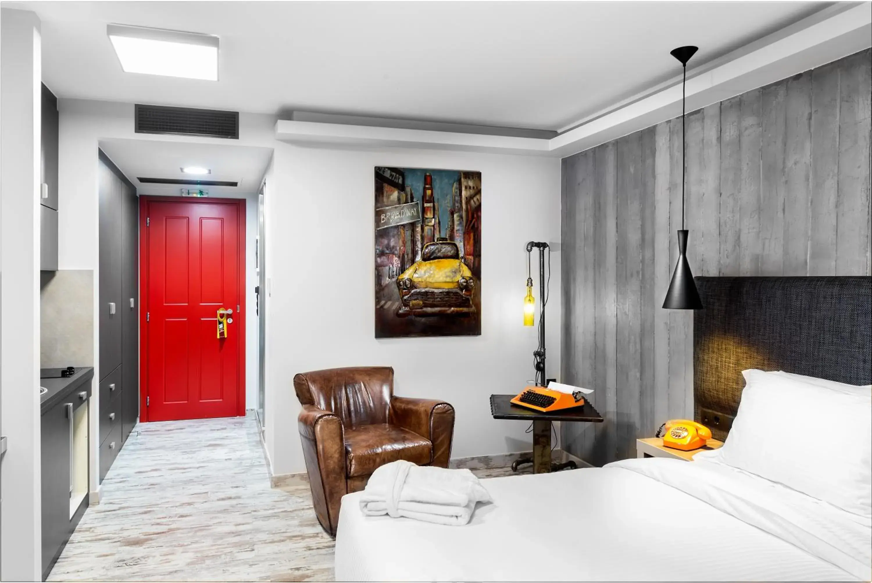 Deluxe Double Room with City View in 360 Degrees Deluxe Double Room with City View in 360 Degrees