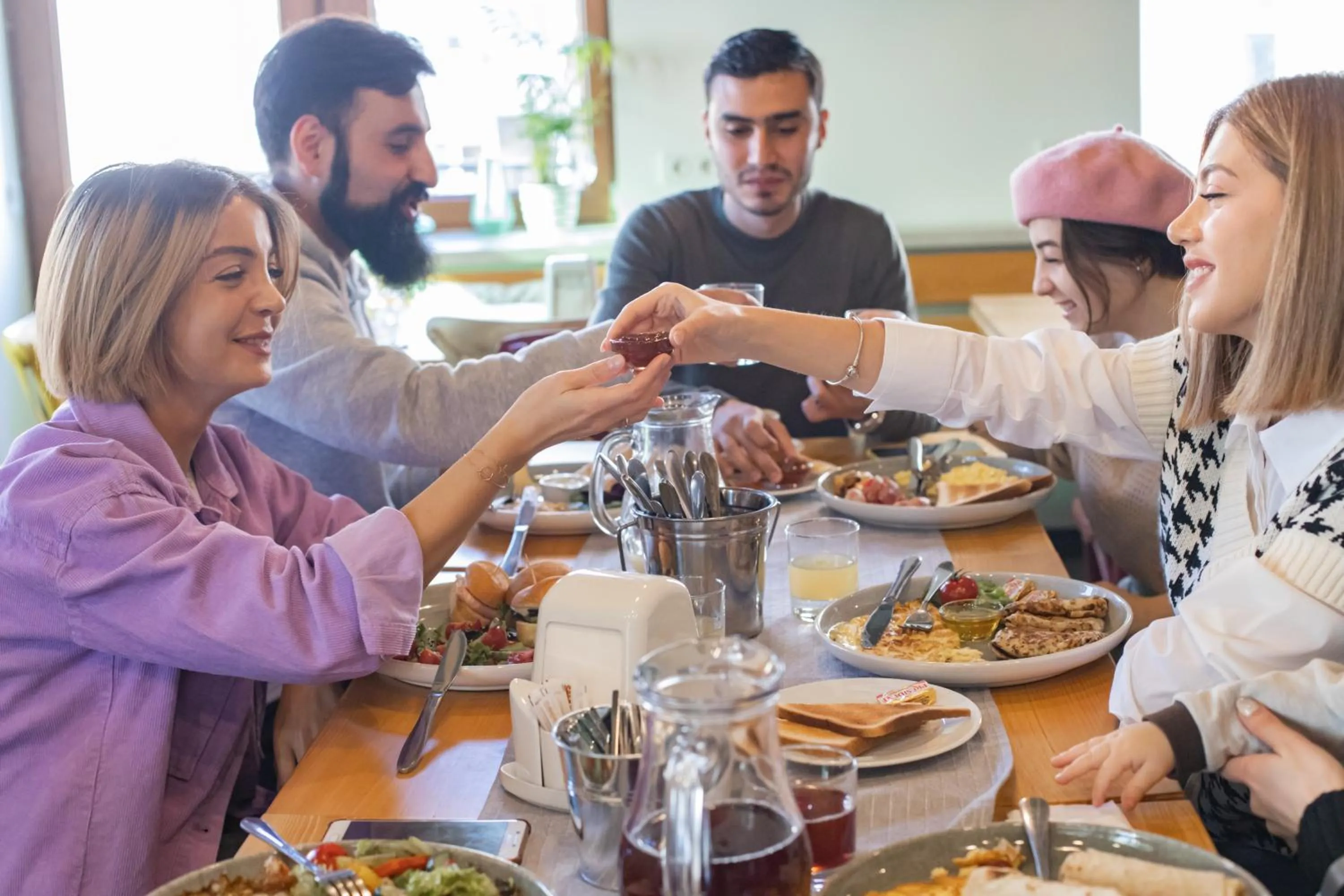 Restaurant/places to eat in Kantar Hostel