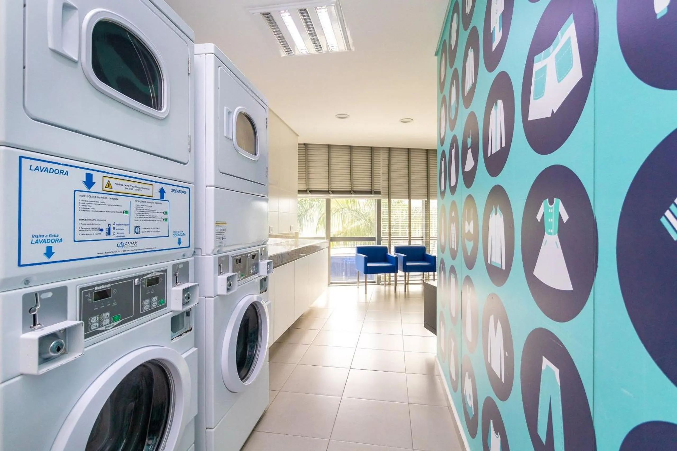 Area and facilities in 7th Avenue - Centro | Curitiba | Gonzaga Stays