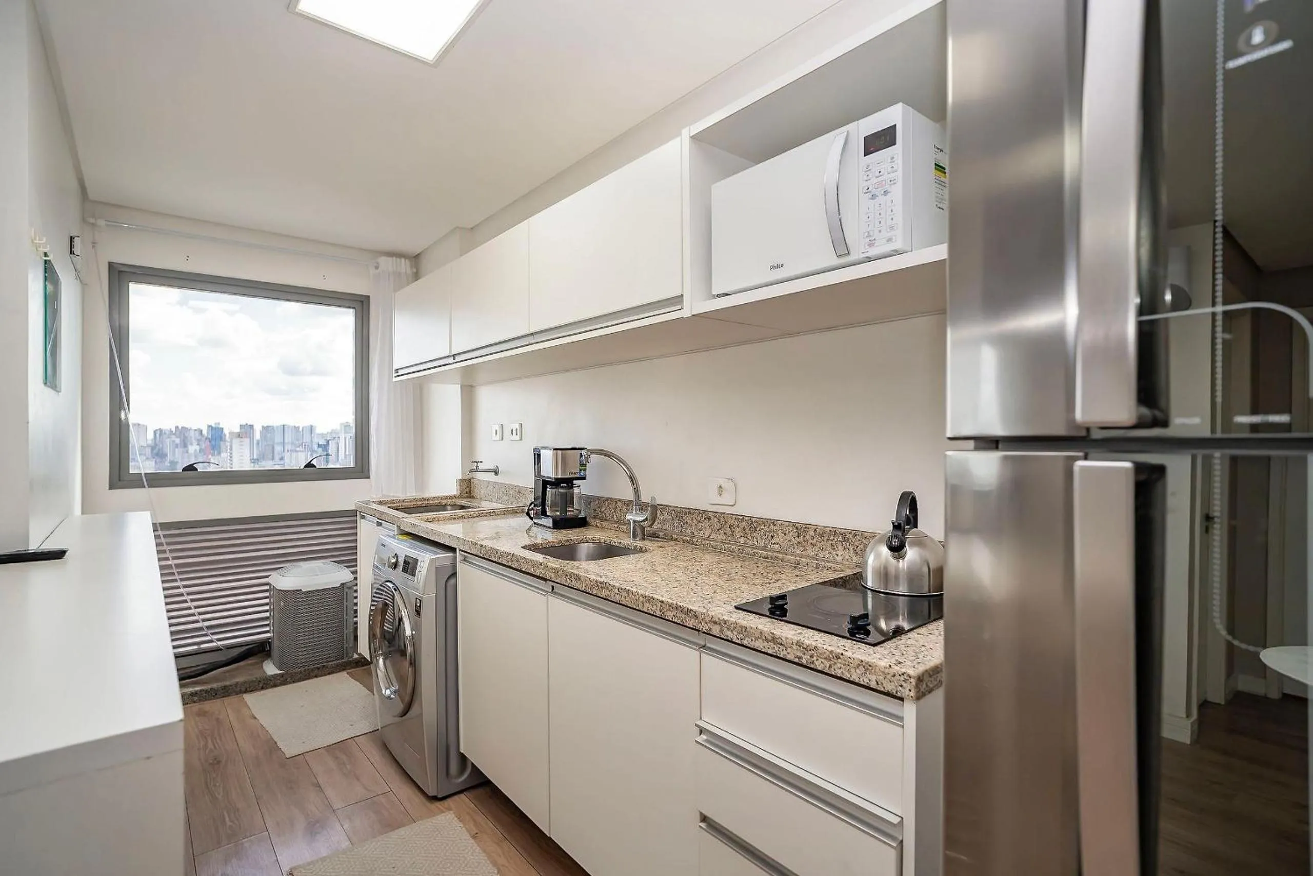 Kitchen or kitchenette in 7th Avenue - Centro | Curitiba | Gonzaga Stays