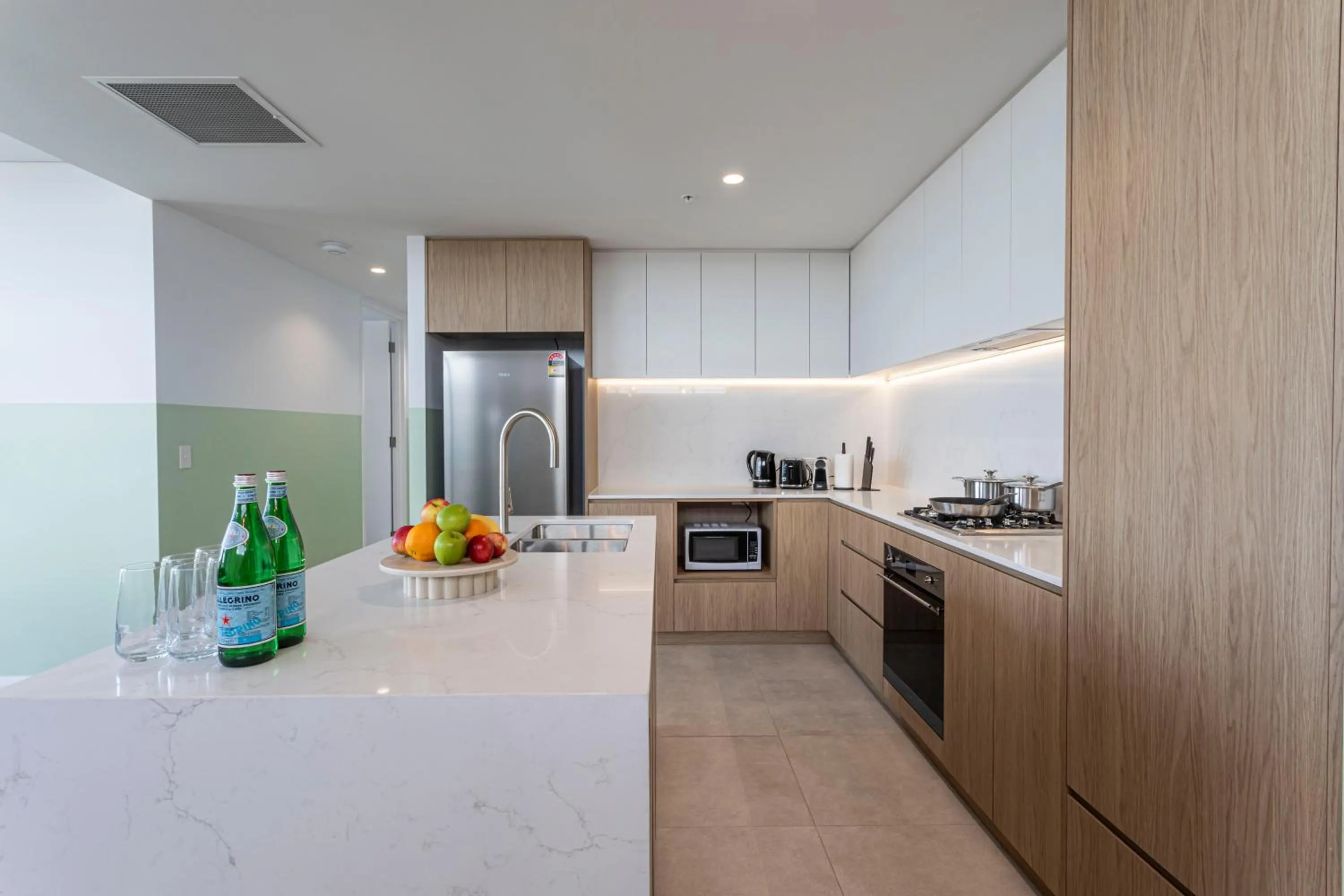 Kitchen or kitchenette in Stay Kula Wollongong