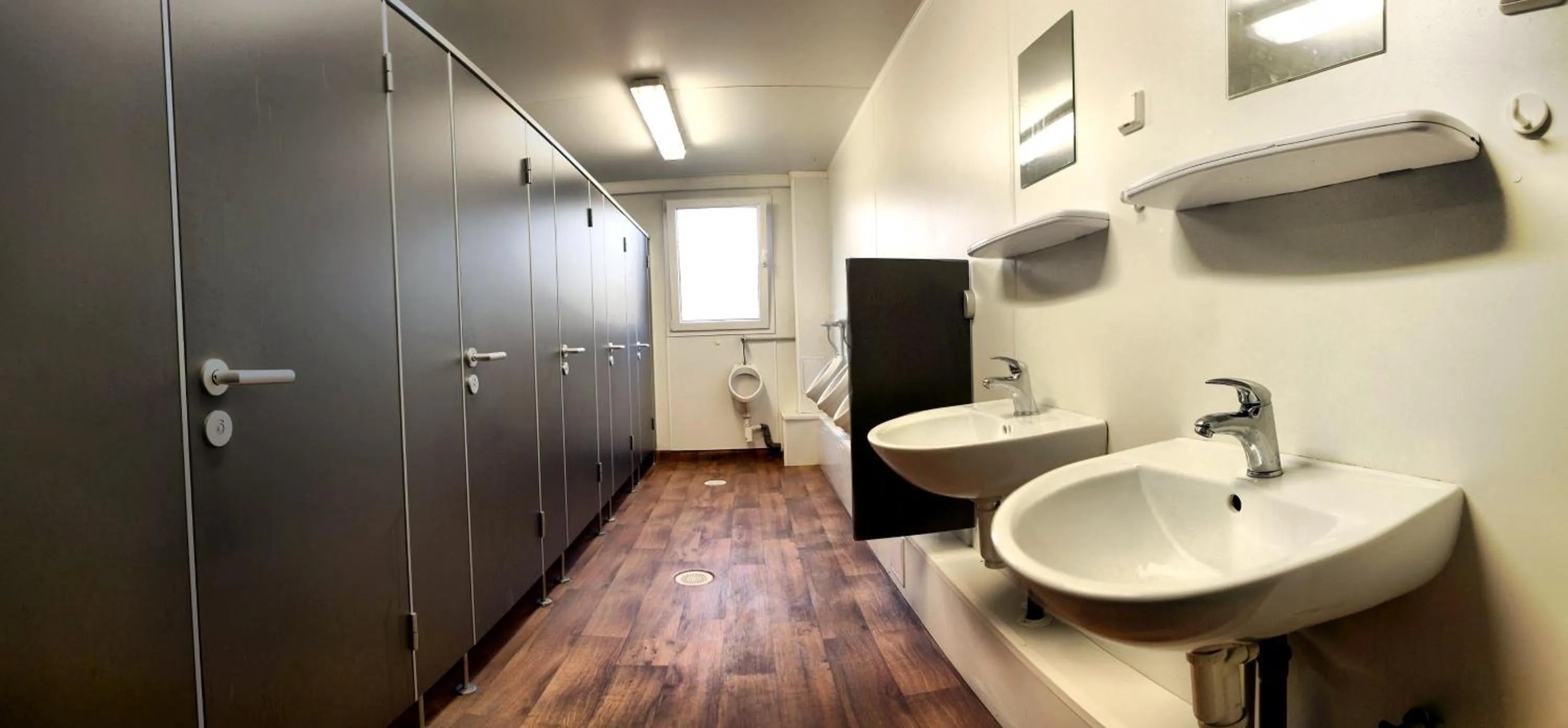 Toilet in Kemp Děčín