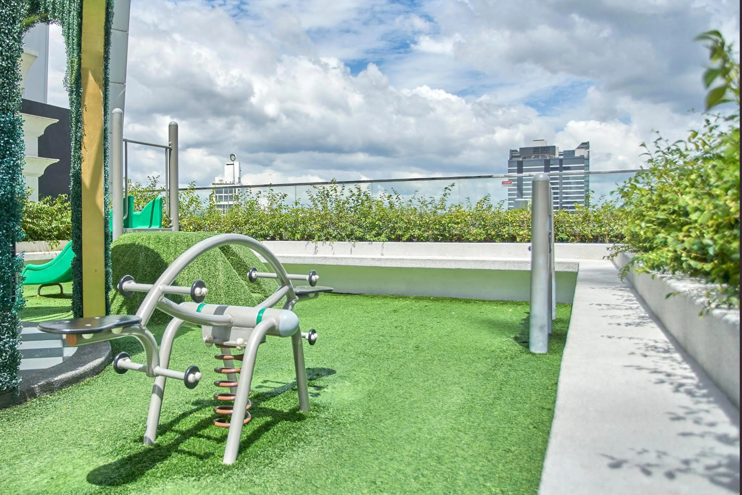 Day in Arte Mont Kiara Free Parking, Kuala Lumpur