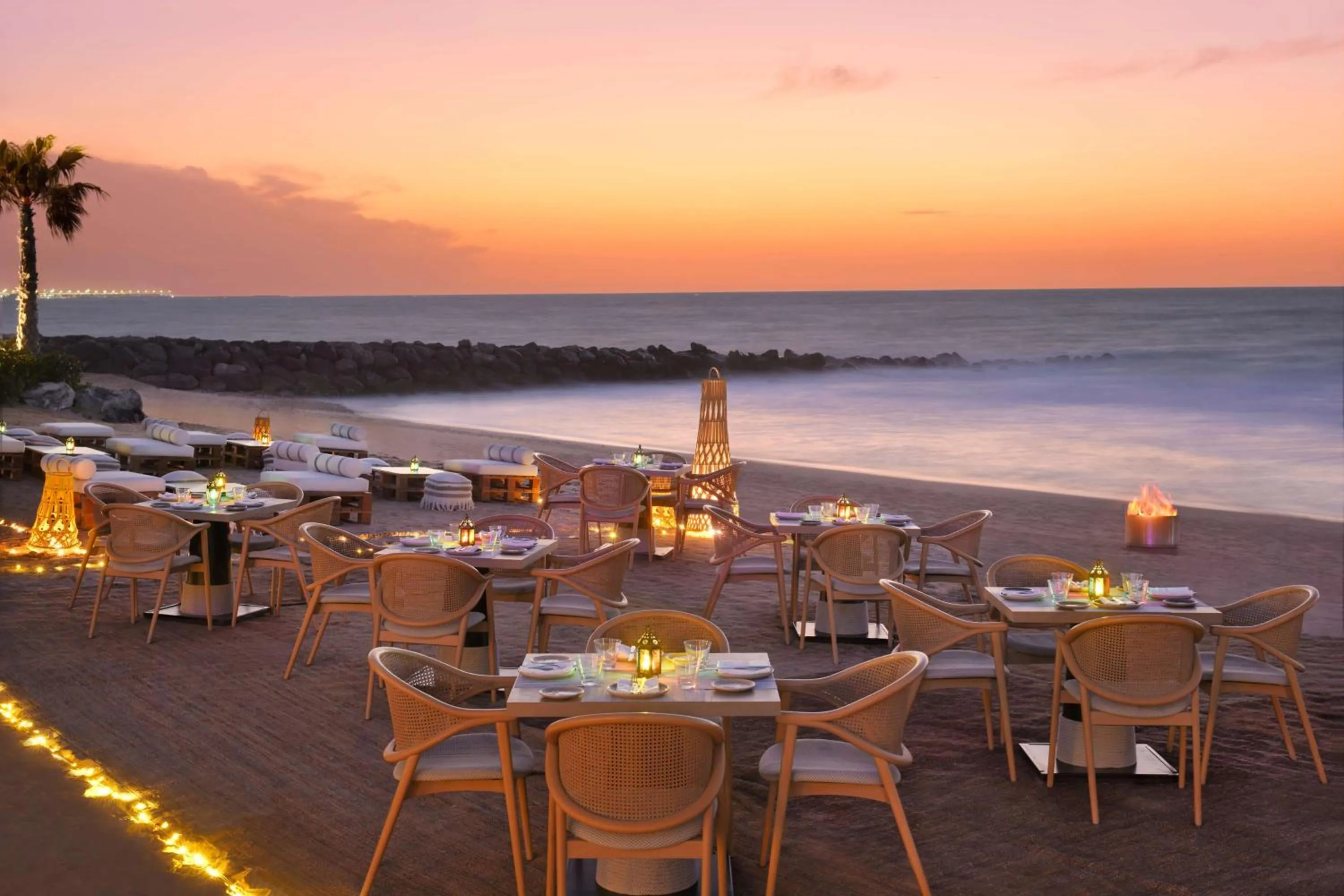 Property building in Banyan Tree Dubai at Bluewaters