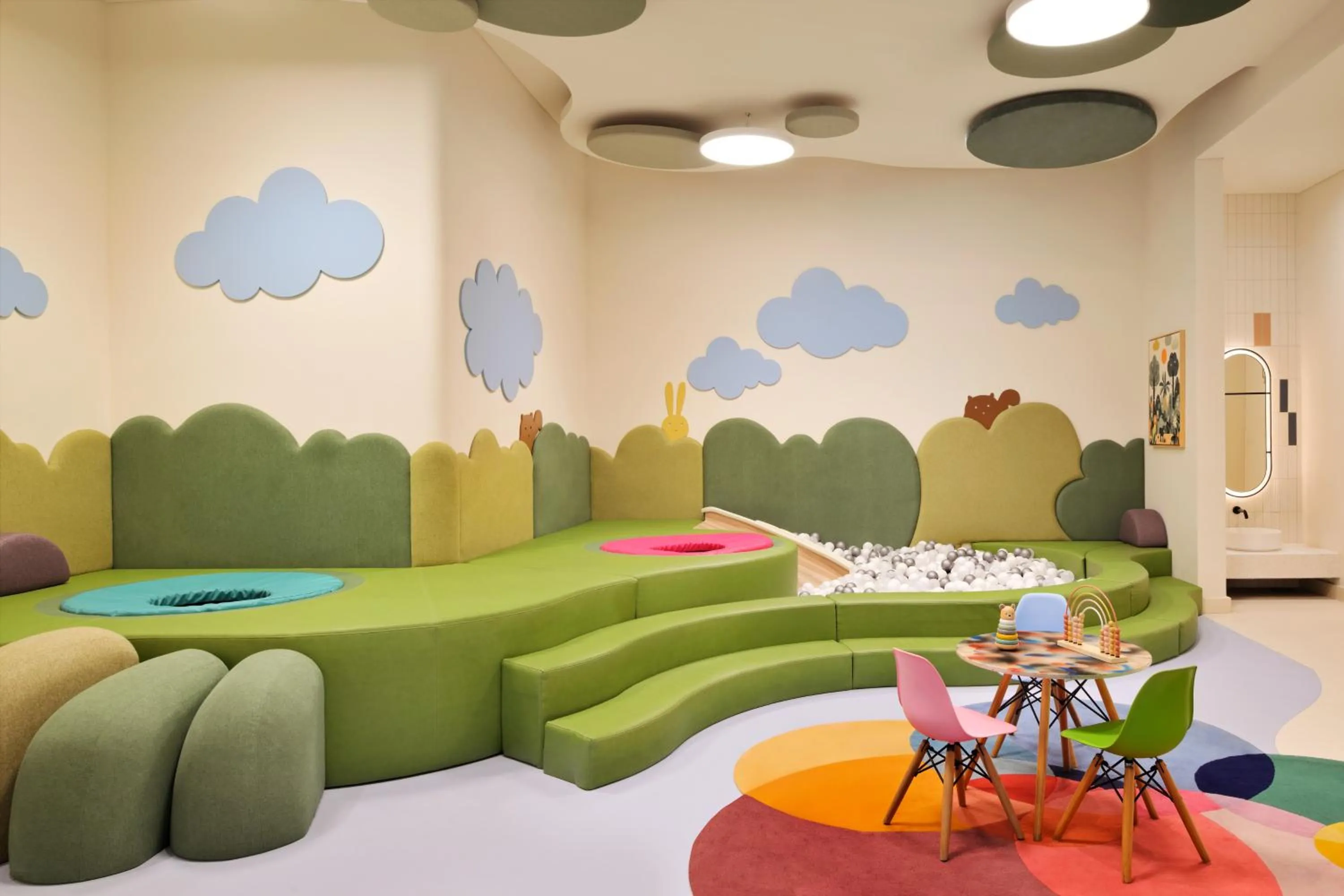 Kids's club in Banyan Tree Dubai at Bluewaters