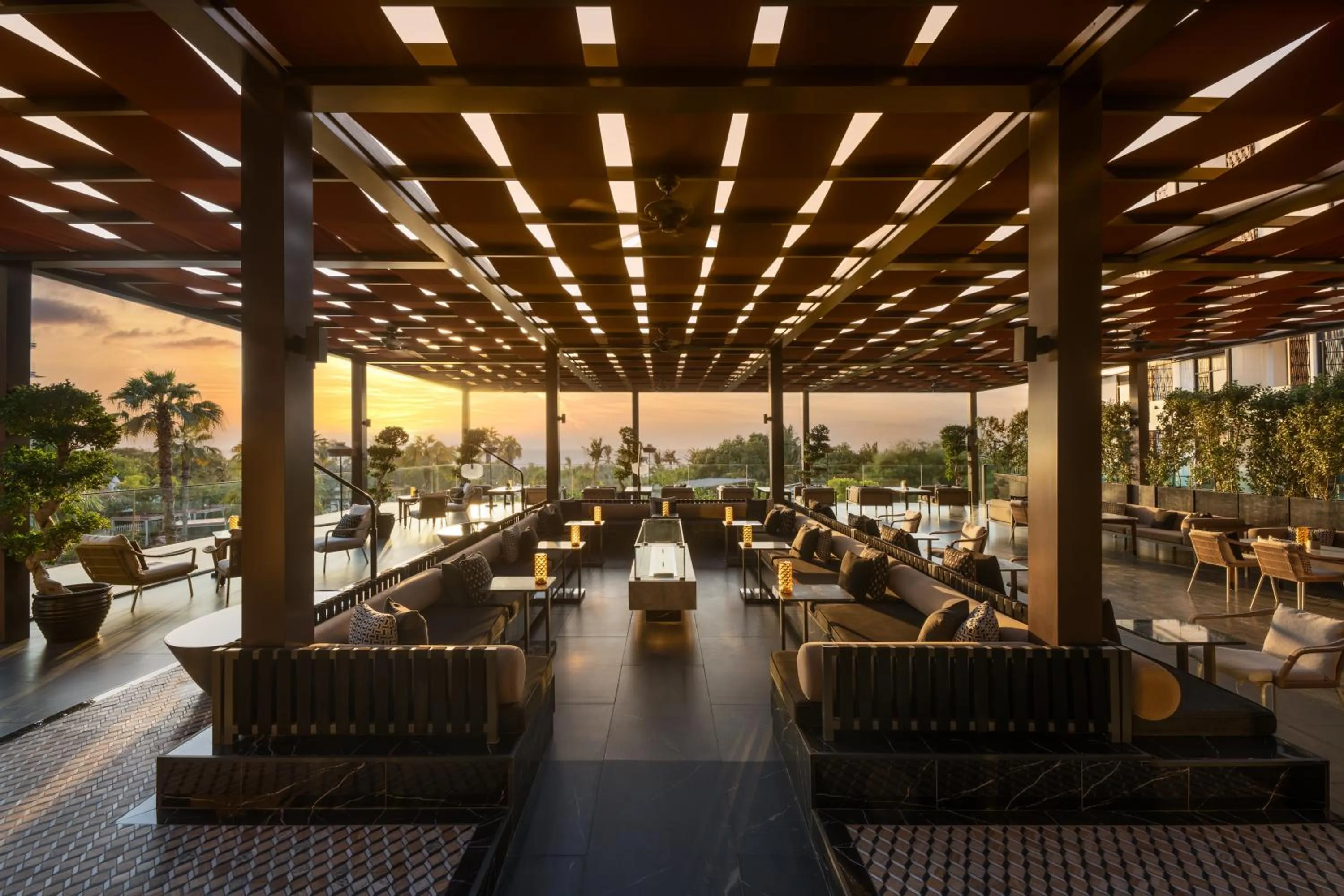 Restaurant/places to eat in Banyan Tree Dubai at Bluewaters