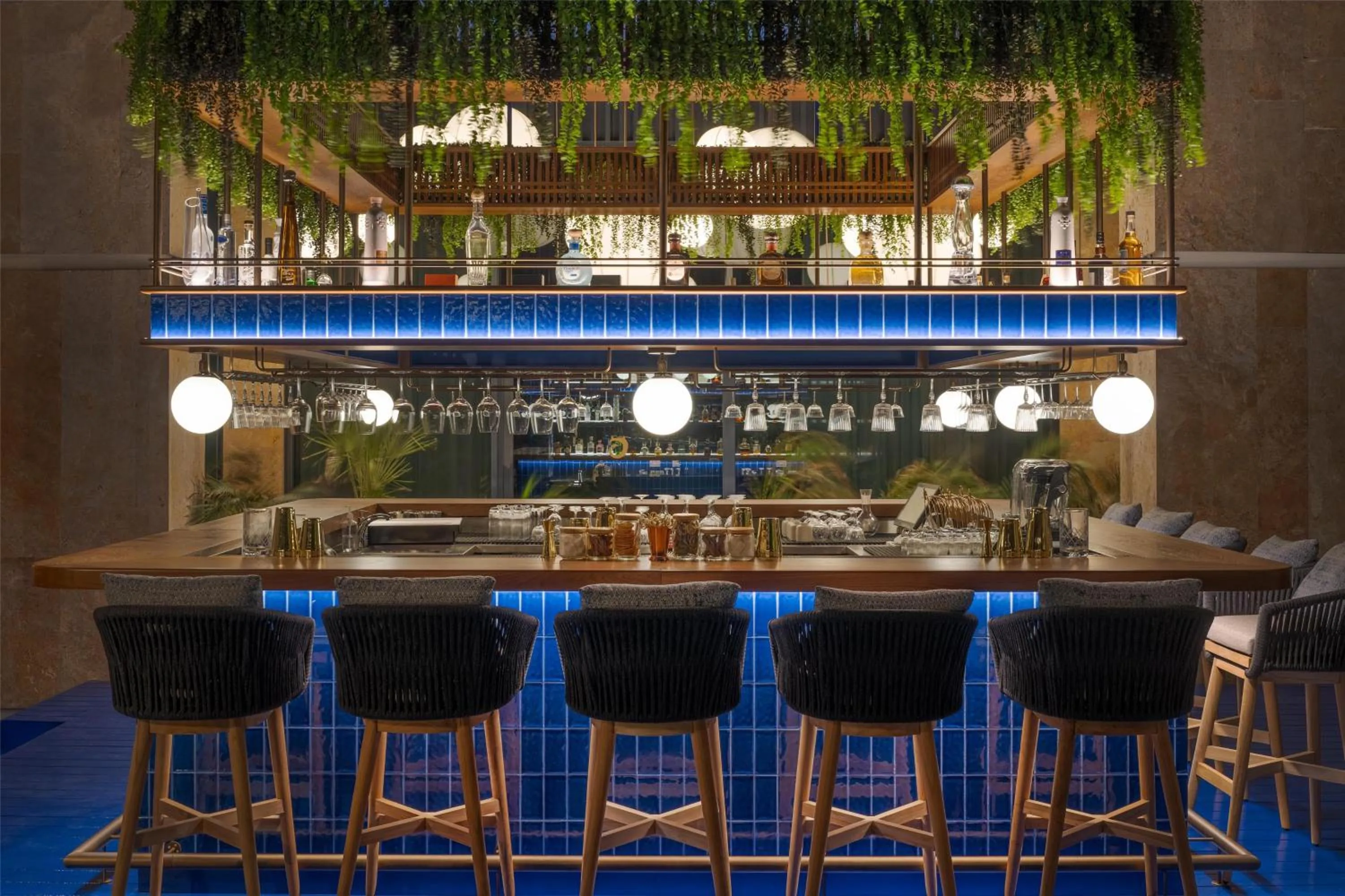 Restaurant/places to eat in Banyan Tree Dubai at Bluewaters