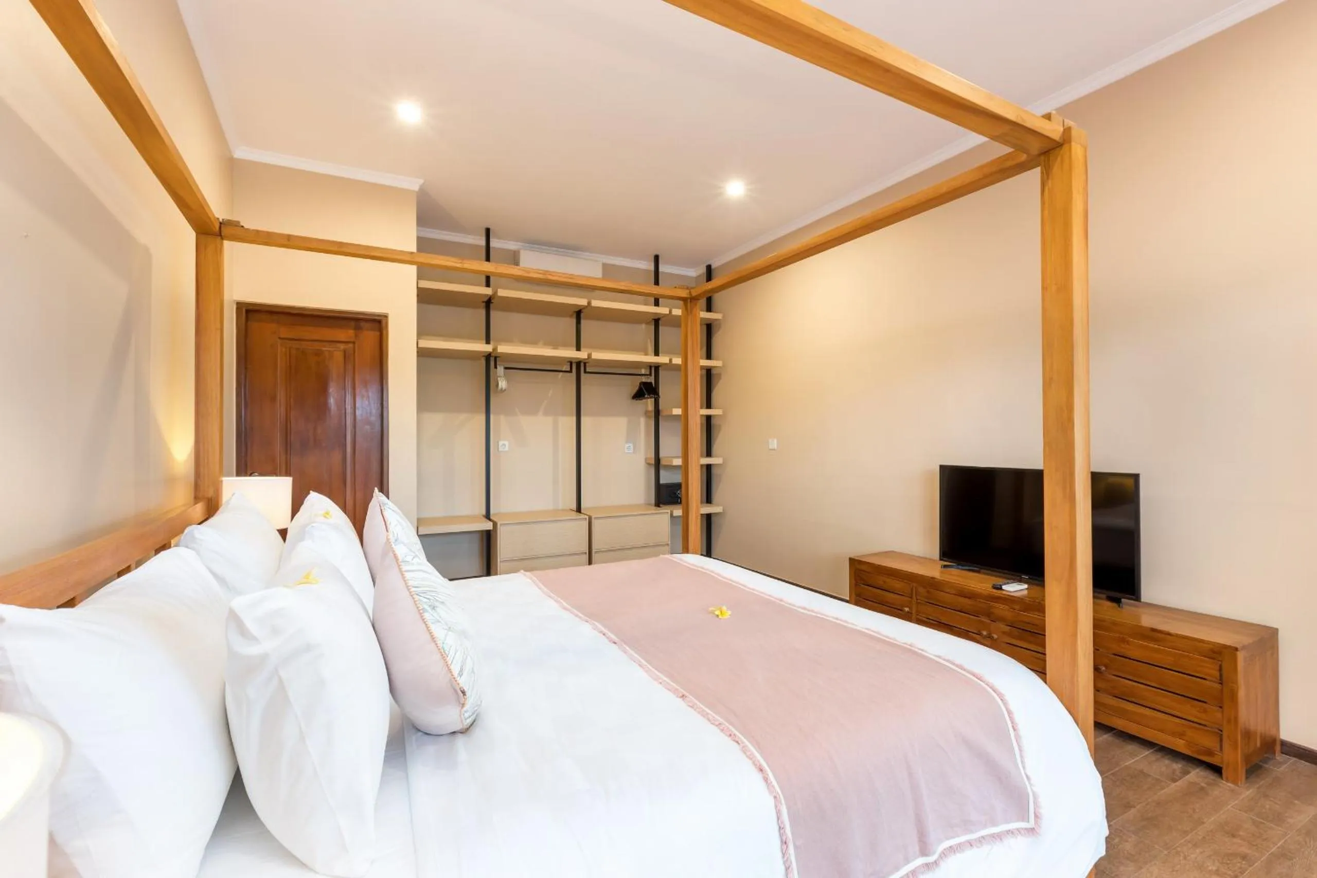 Bedroom, Bed in Kerta Mani Canggu by Kerta Living