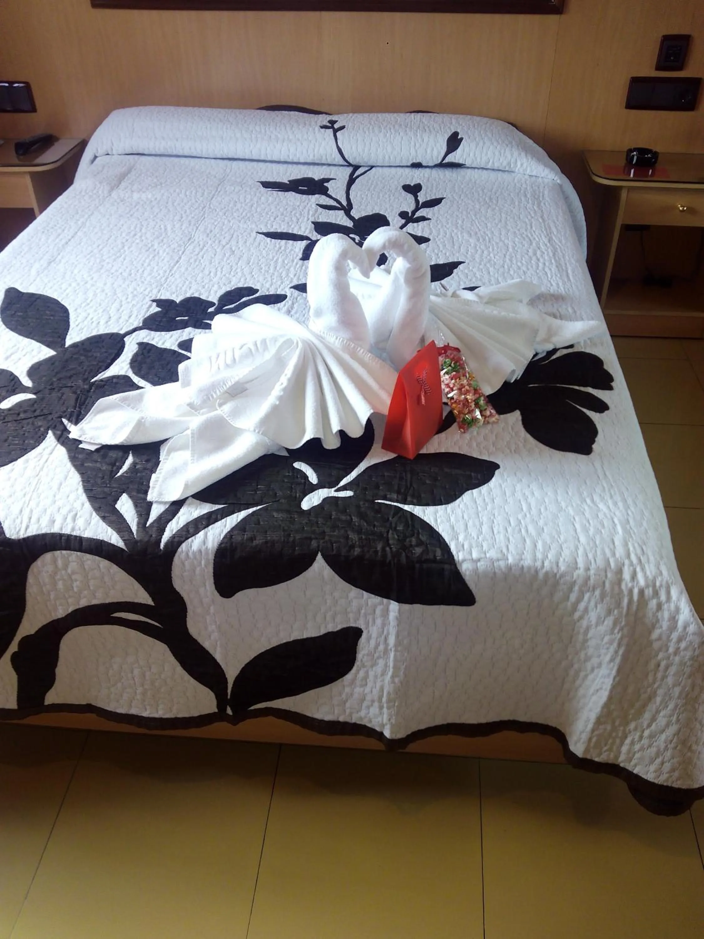 Bed in Motel Cancun León