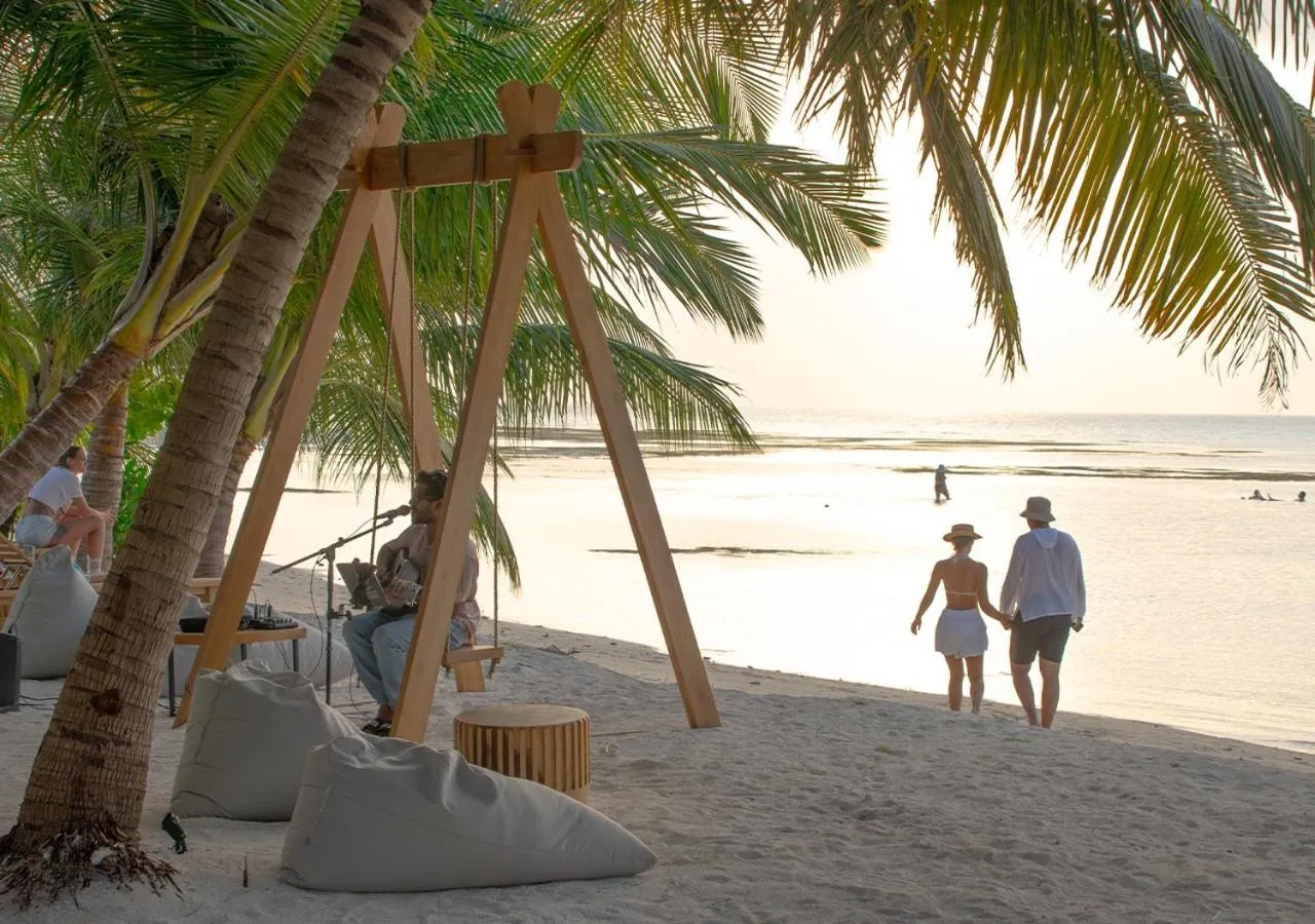 Evening entertainment in Stone Hotels Dhiffushi