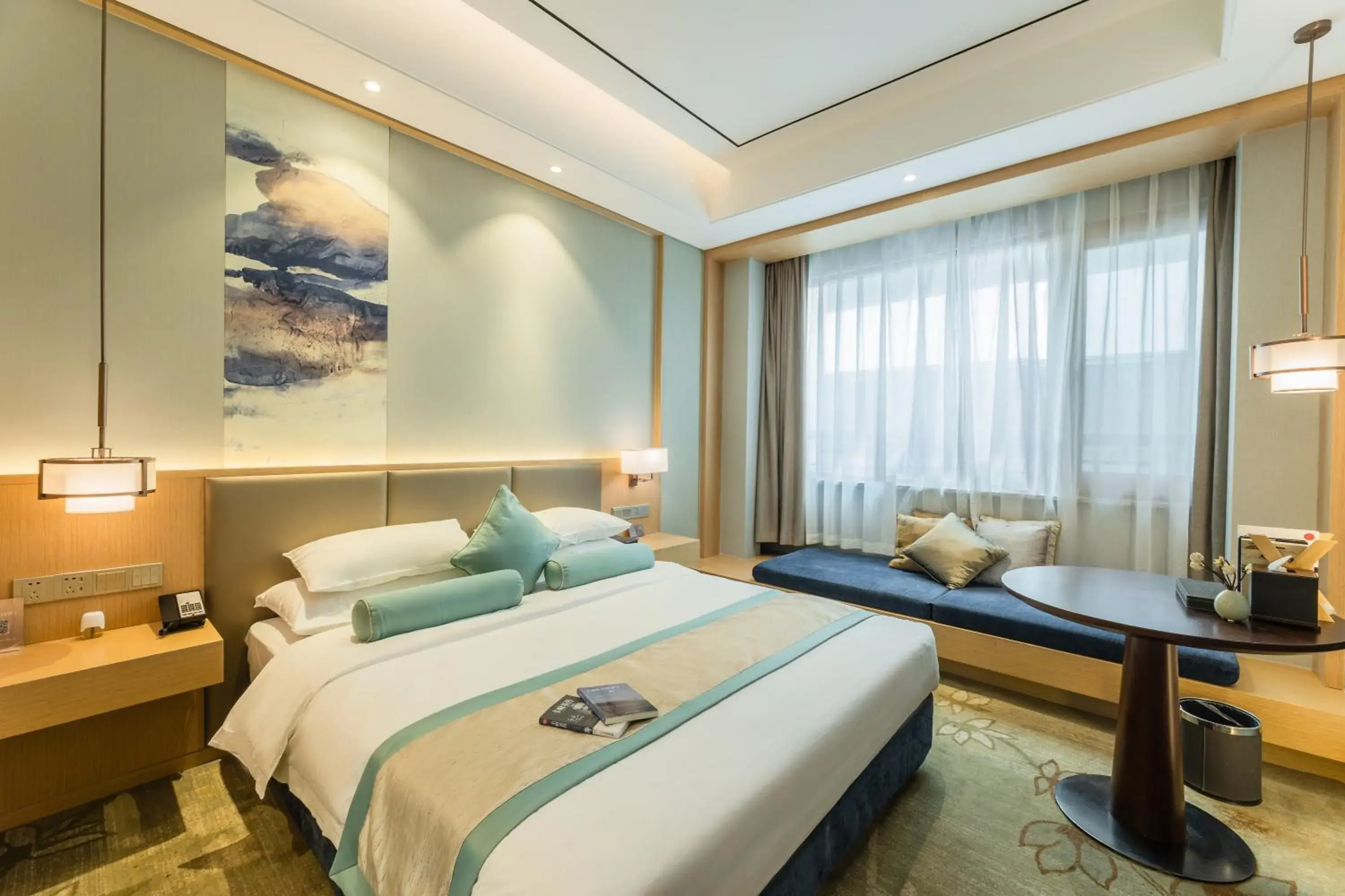 Elegant King Room in Century Runhua Hotel Elegant King Room in Century Runhua Hotel