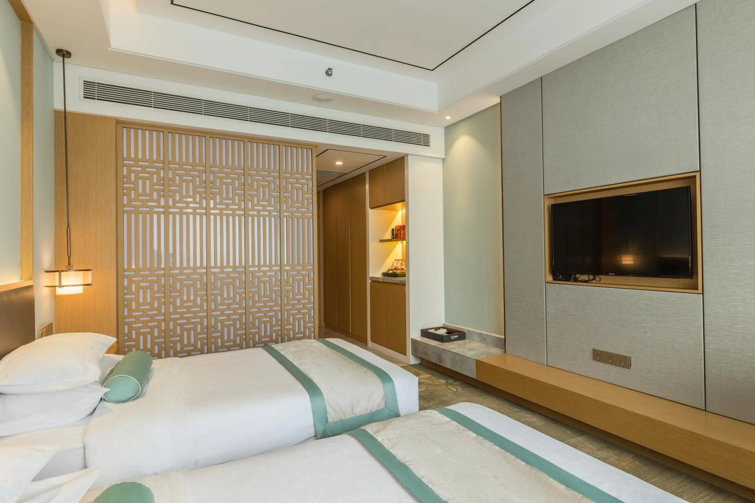 Bed in Century Runhua Hotel