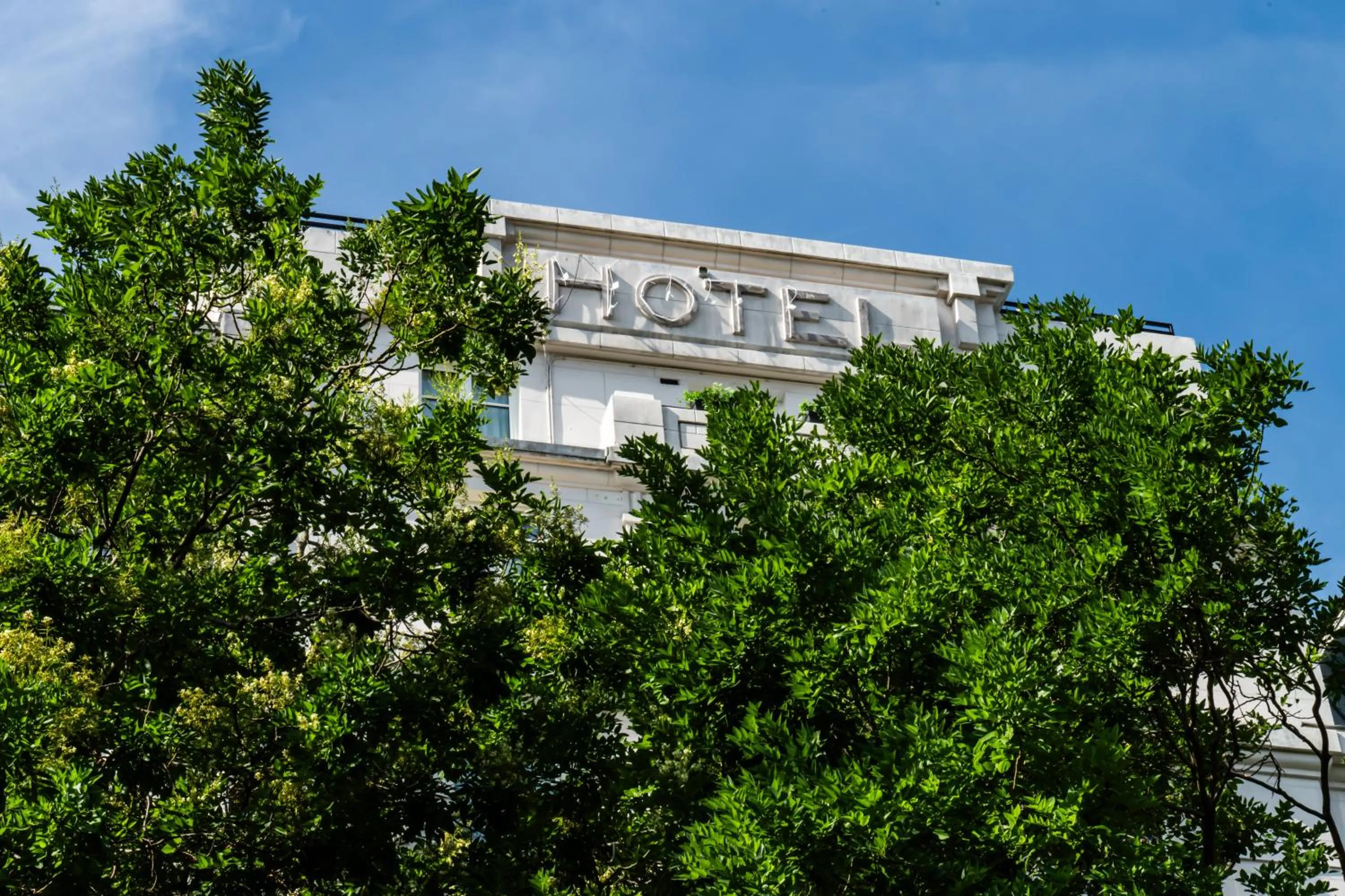 Property building in Le Lampika Hôtel