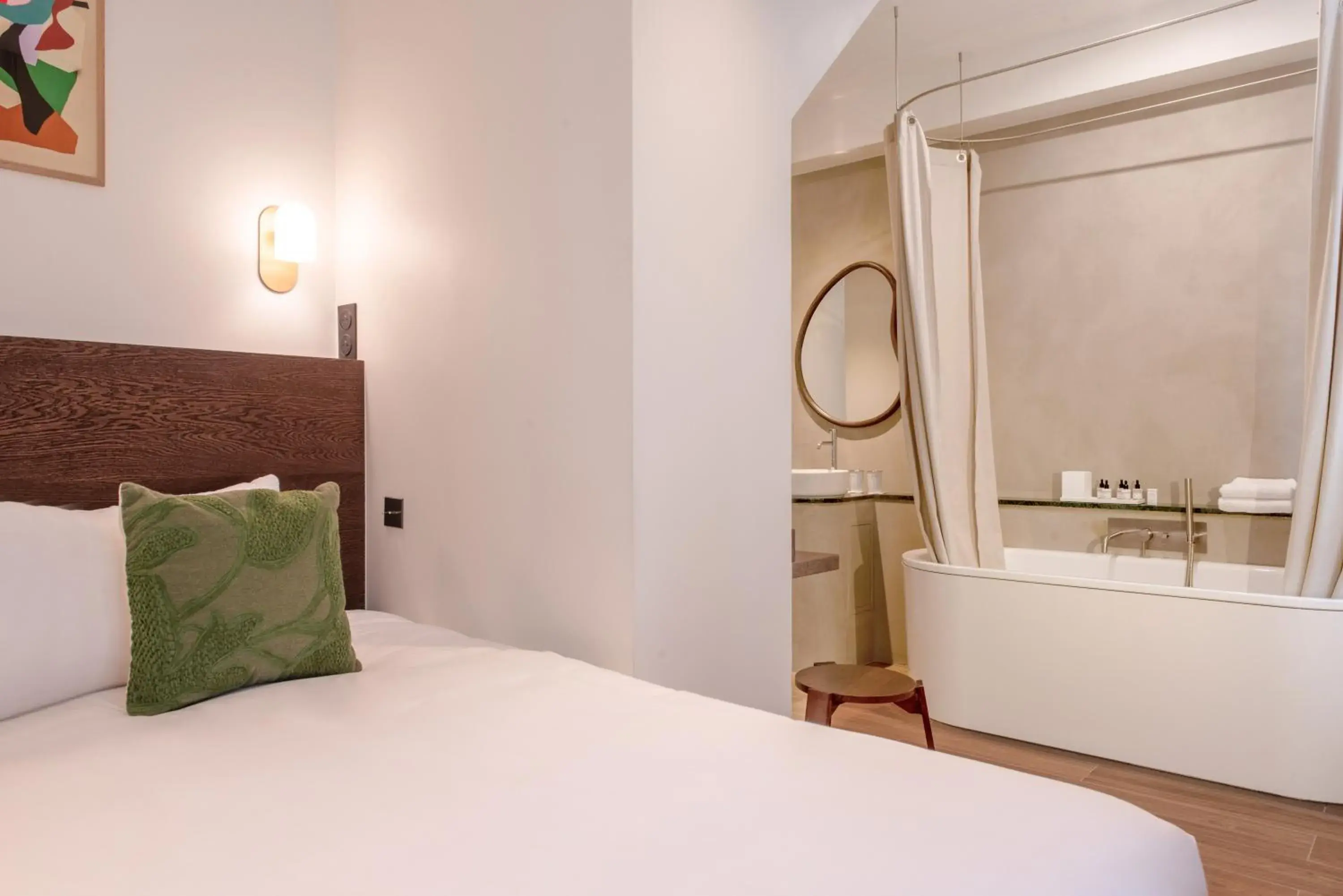 Chambre Lit Queen-Size Deluxe Extra in Le Lampika Hôtel Chambre Lit Queen-Size Deluxe Extra in Le Lampika Hôtel