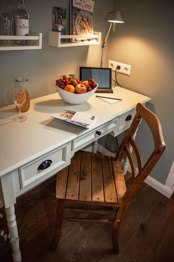 hair dresser in Allgäuer Genusshotel und Historischer Dorfgasthof Hirsch