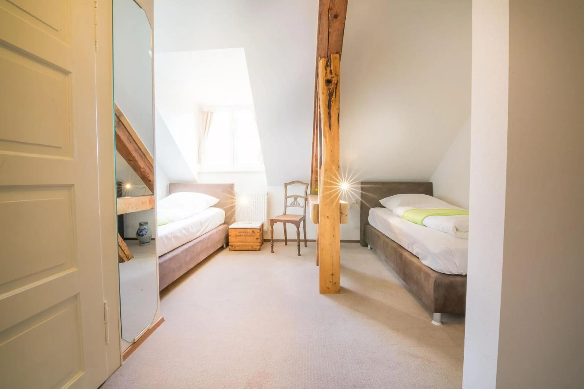 Bed in Allgäuer Genusshotel und Historischer Dorfgasthof Hirsch