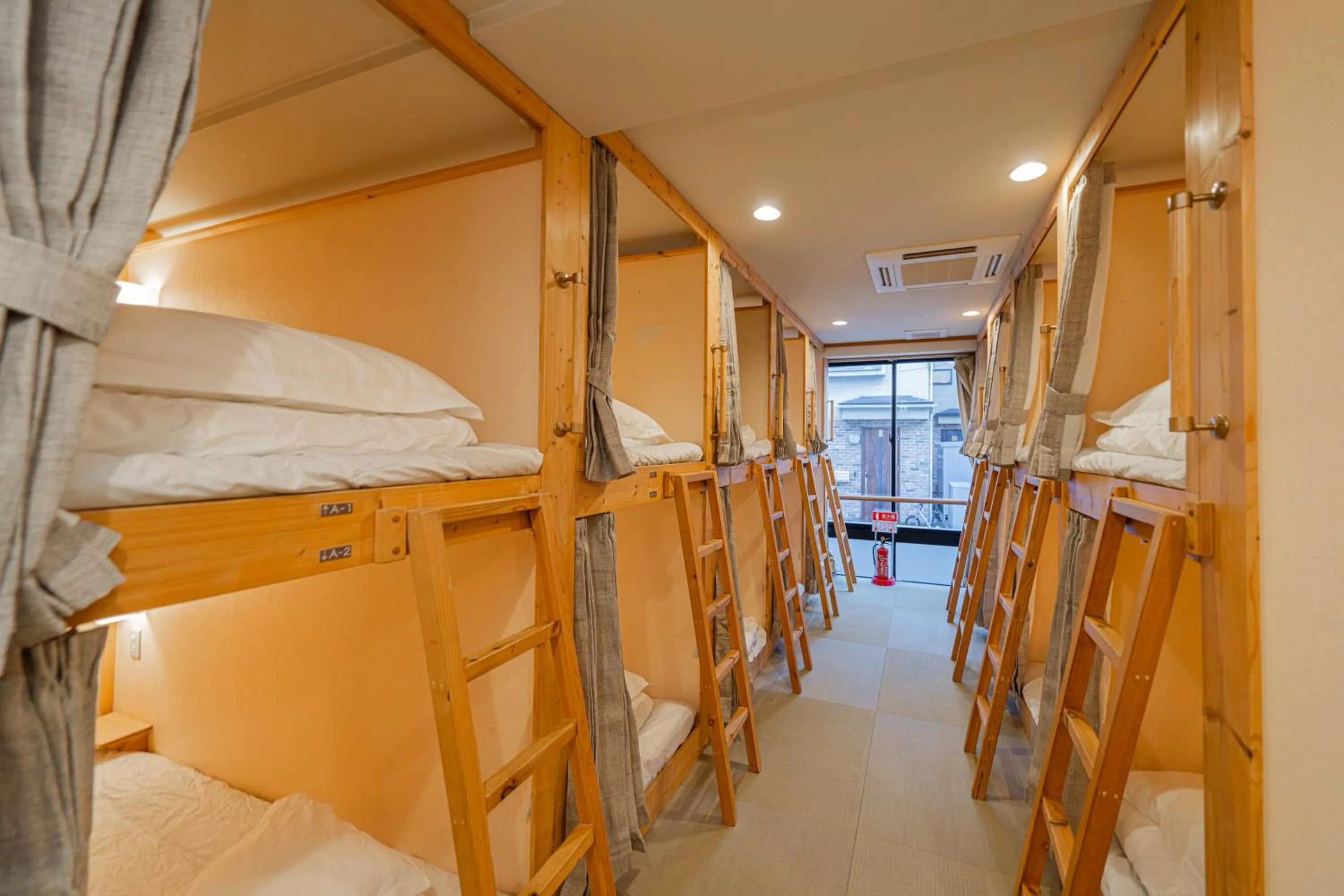 Photo of the whole room, Bed in E JOY INN-East Nipoori Branch